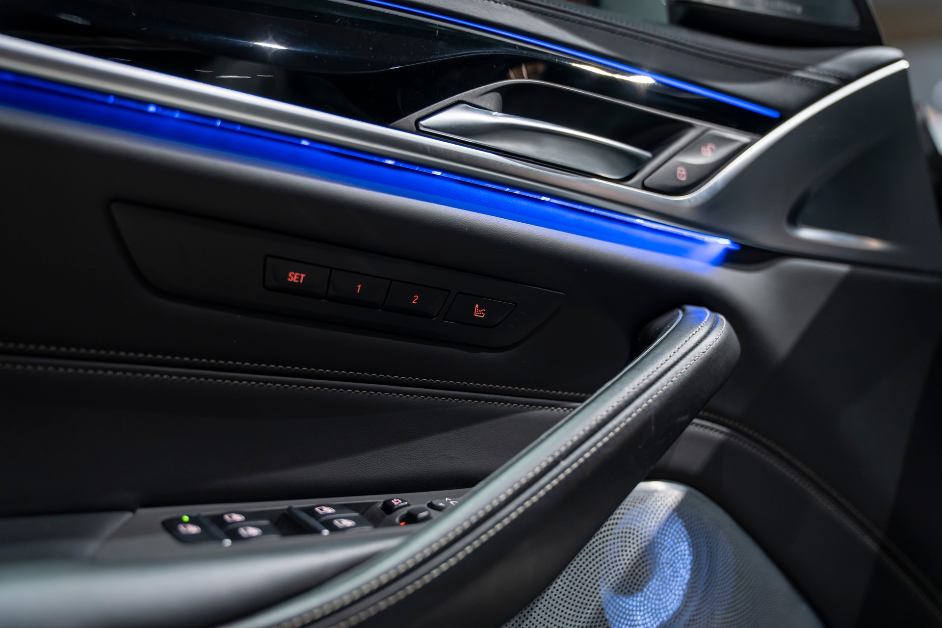 BMW-ALPINA B5 BiTurbo Touring 4.4 V8 xDrive Switch-Tronic-image-11