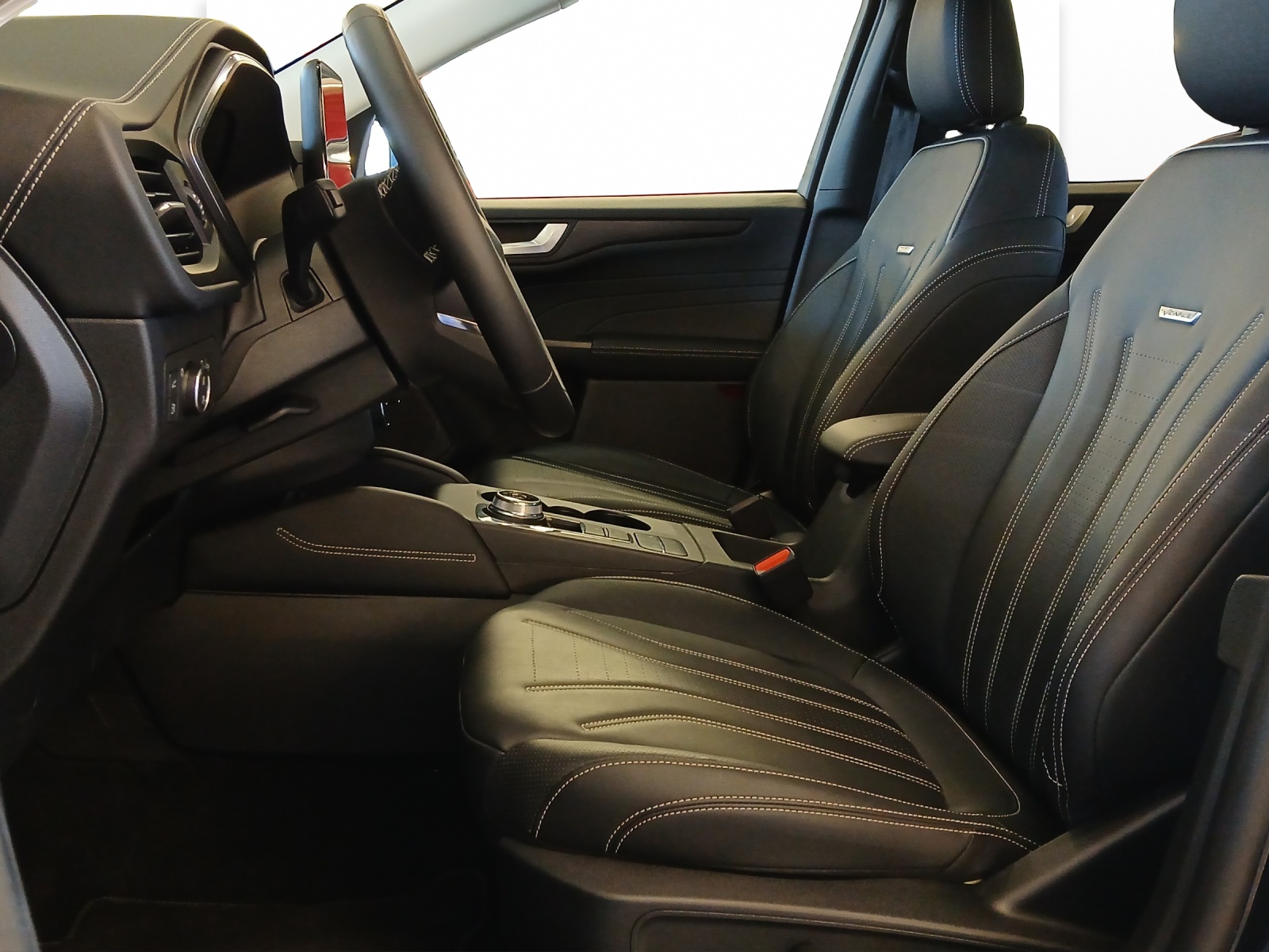 FORD Kuga 2.5 Plug-in Hybrid Vignale-image-7