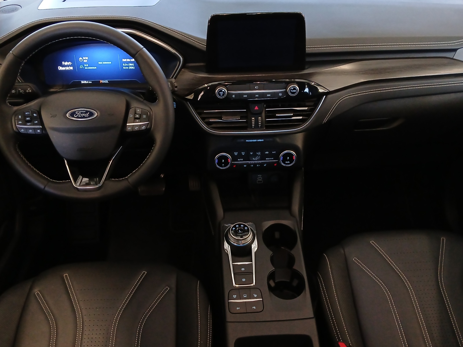 FORD Kuga 2.5 Plug-in Hybrid Vignale-image-6
