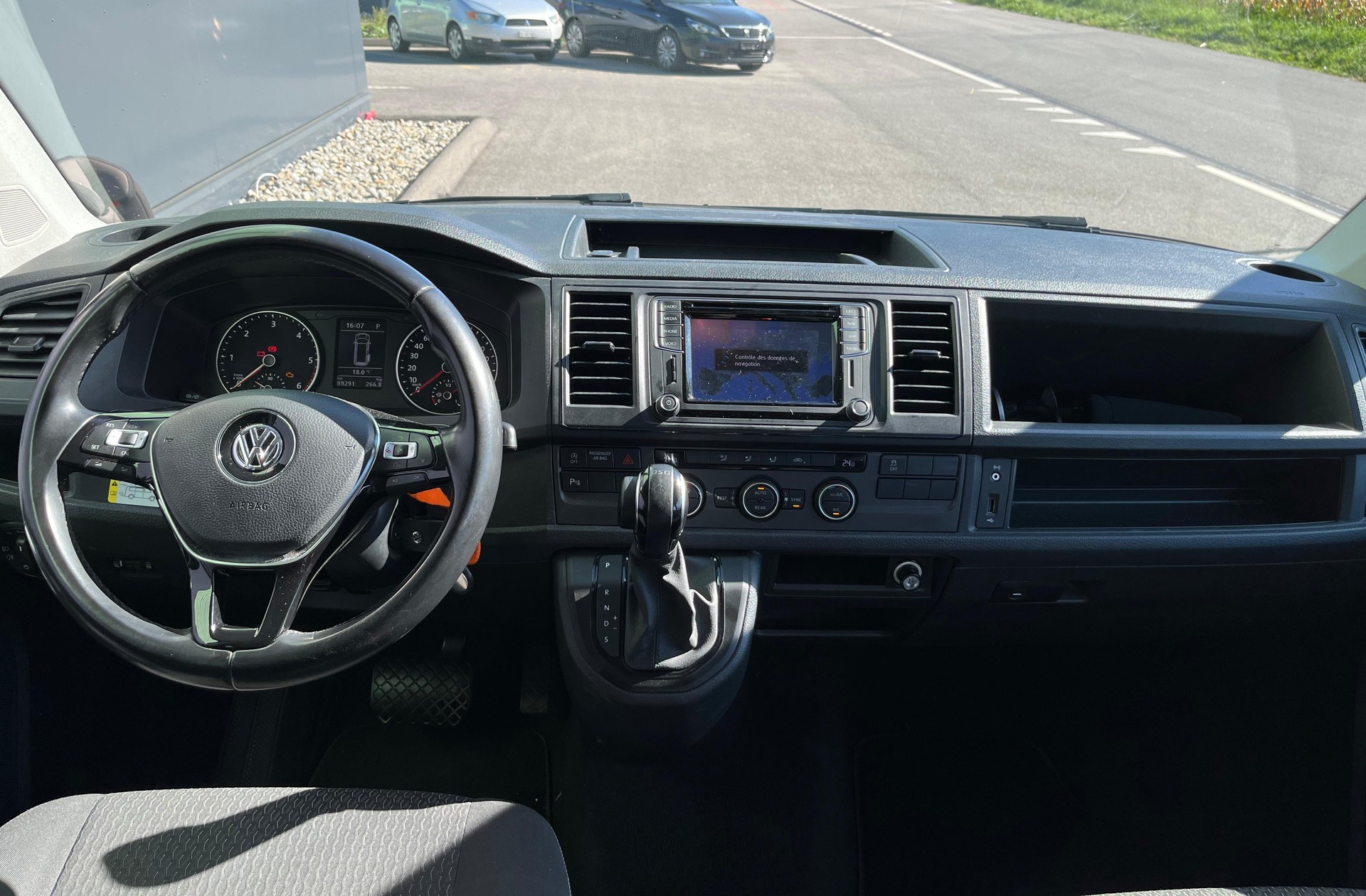 VW T6 California 2.0 Bi-TDI Beach Edition 4Motion DSG-image-9