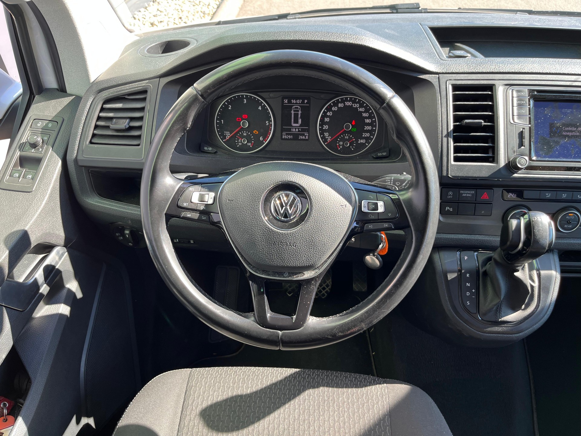VW T6 California 2.0 Bi-TDI Beach Edition 4Motion DSG-image-10