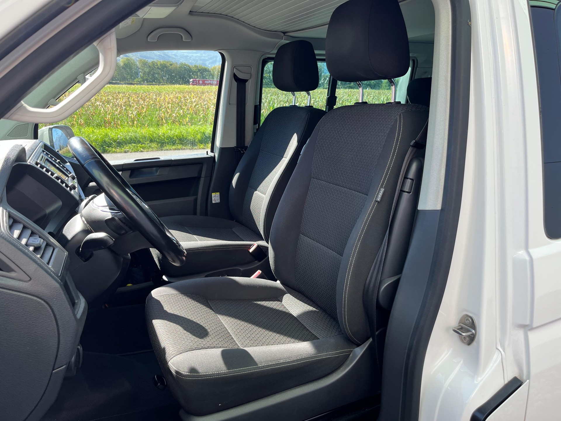 VW T6 California 2.0 Bi-TDI Beach Edition 4Motion DSG-image-5
