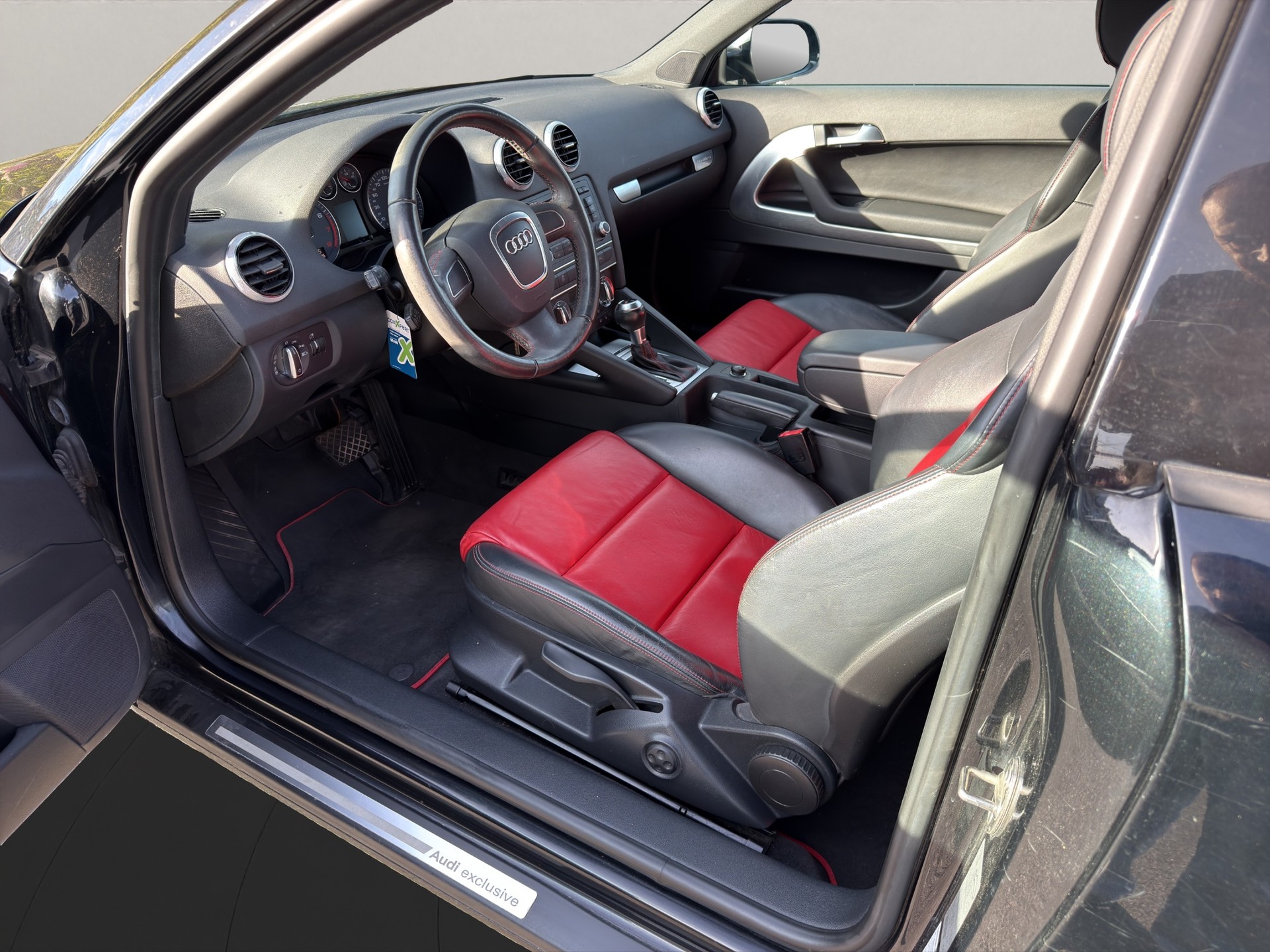 AUDI A3 2.0 TFSI Ambiente quattro S-tronic-image-11