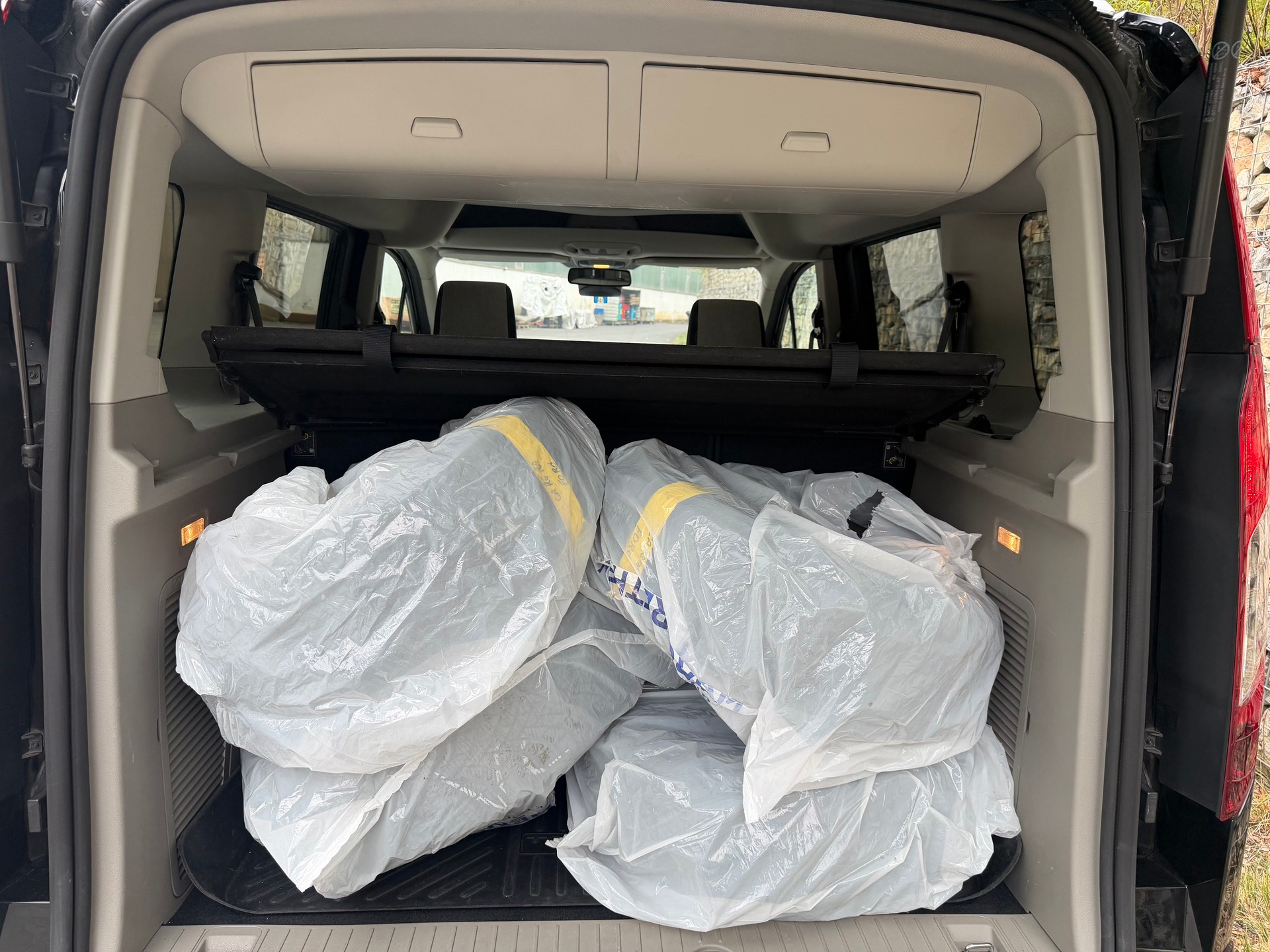 FORD Tourneo Connect 1.5 EcoBlue Titanium Automat-image-10