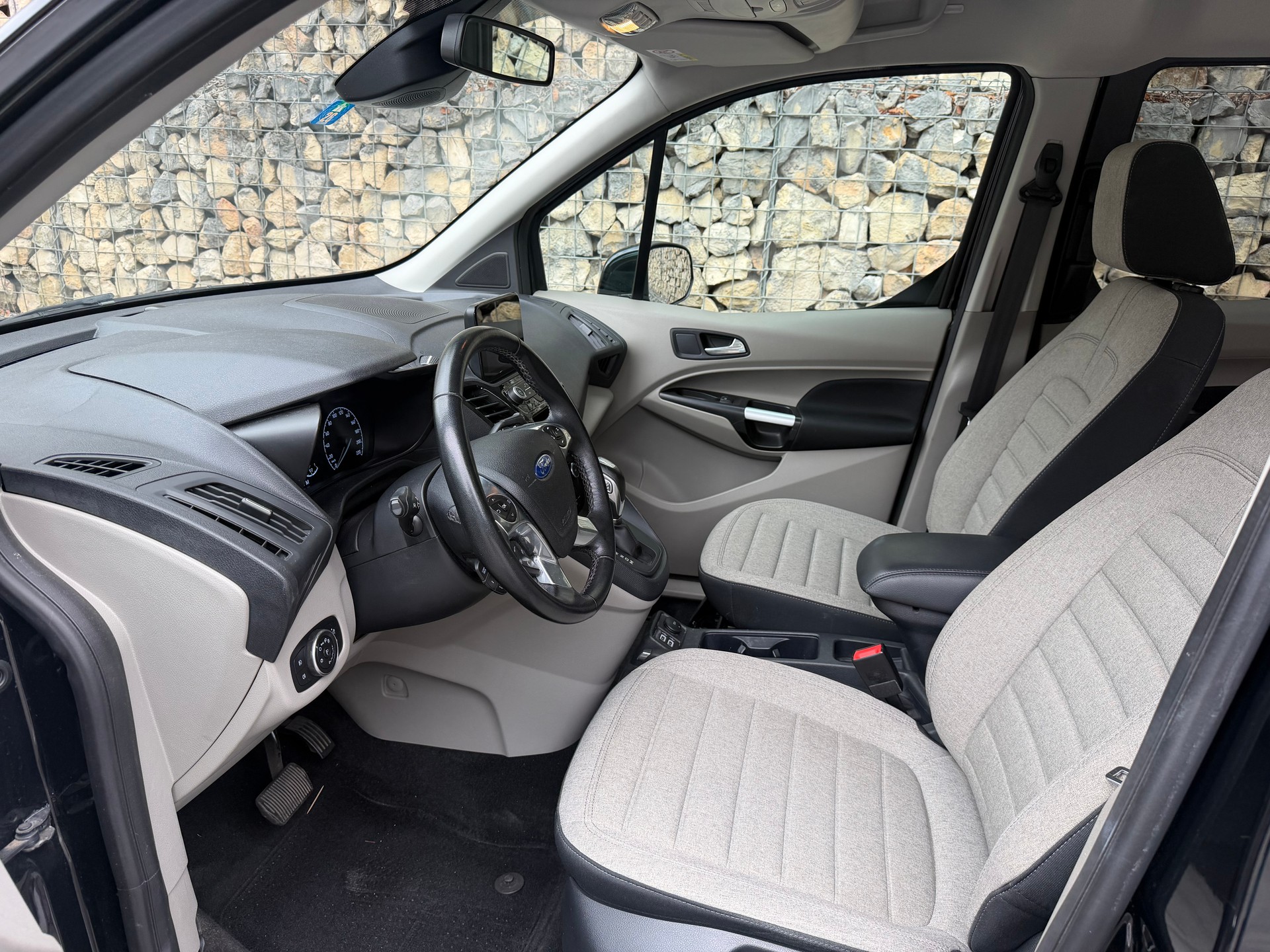 FORD Tourneo Connect 1.5 EcoBlue Titanium Automat-image-6