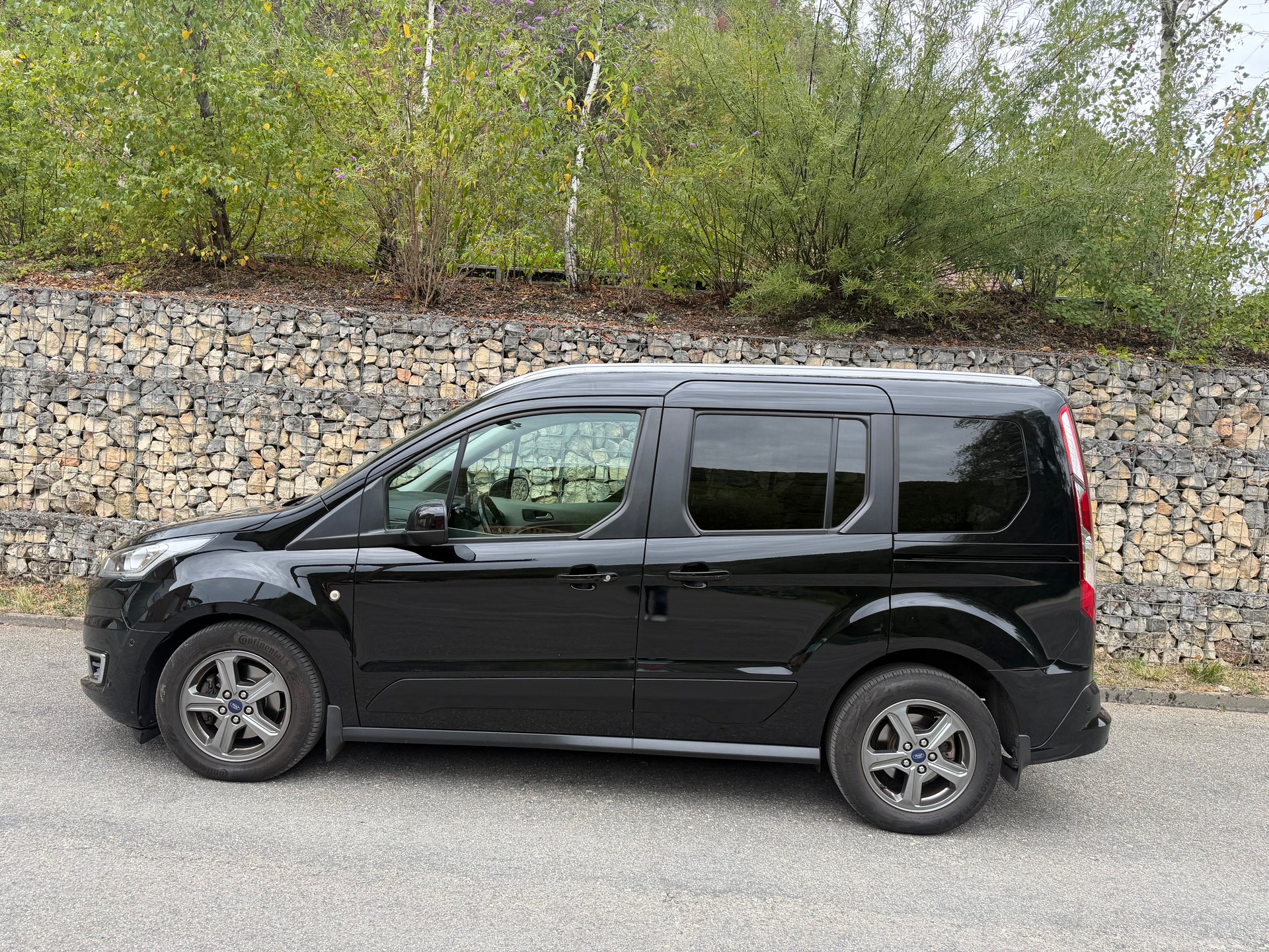 FORD Tourneo Connect 1.5 EcoBlue Titanium Automat-image-3