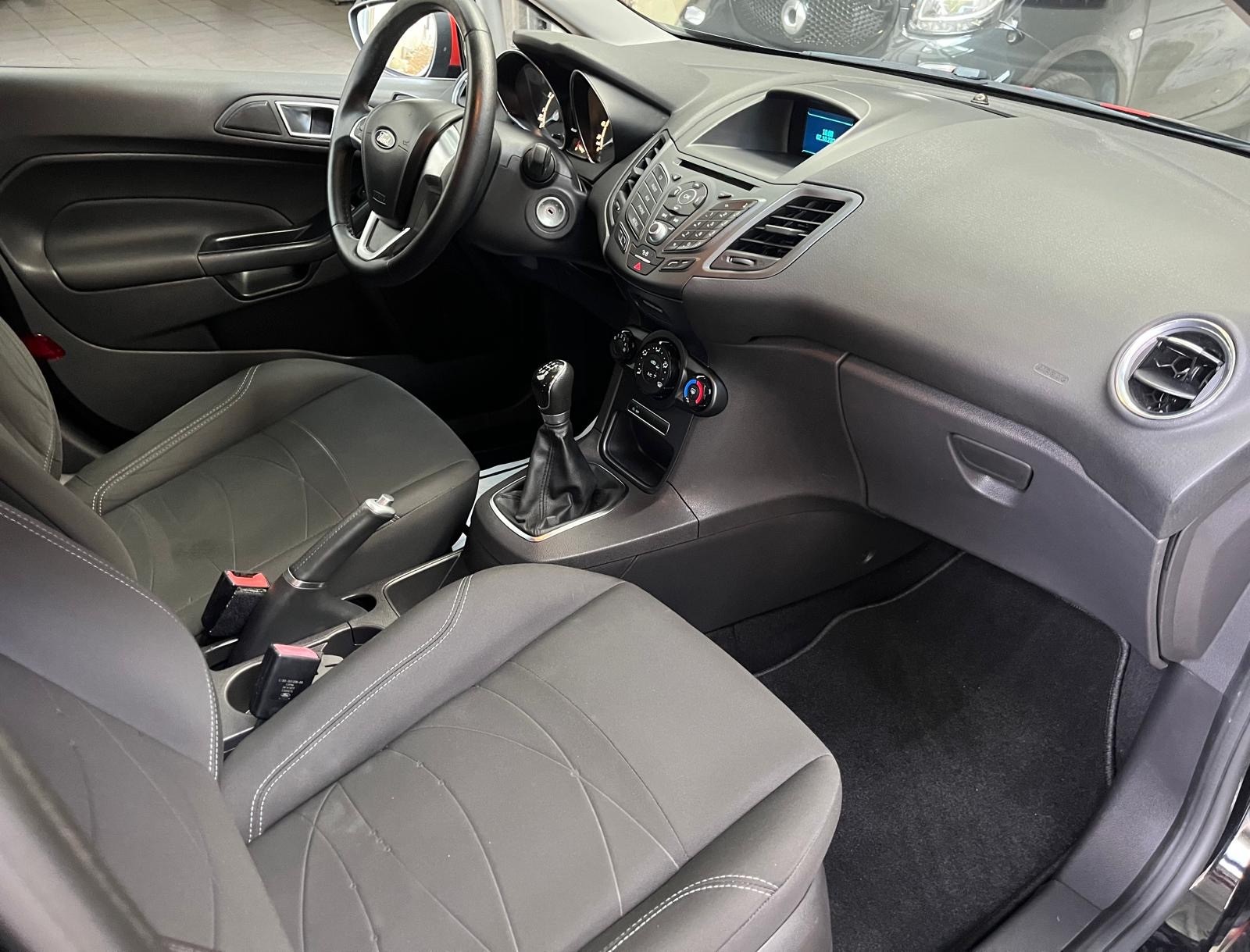 FORD Fiesta 1.0 Titanium-image-11
