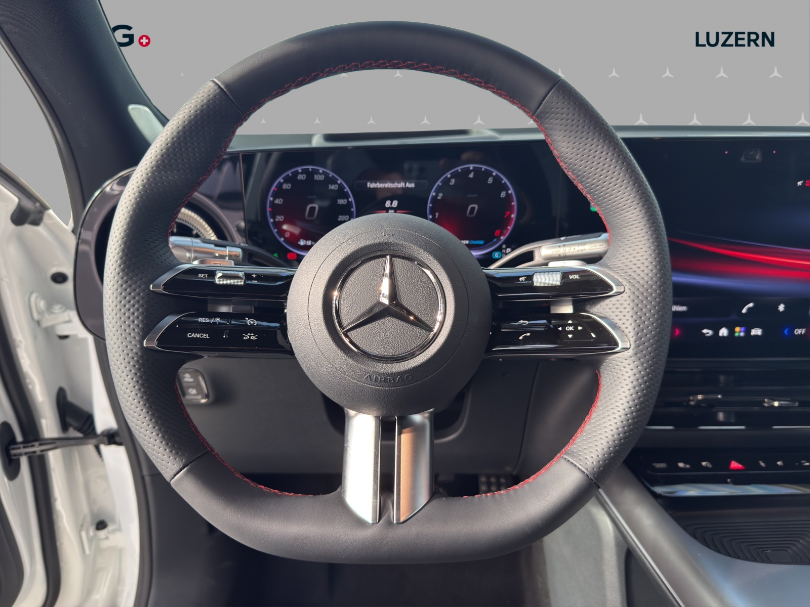 MERCEDES-BENZ GLB 220 4Matic 8G-Tronic-image-9