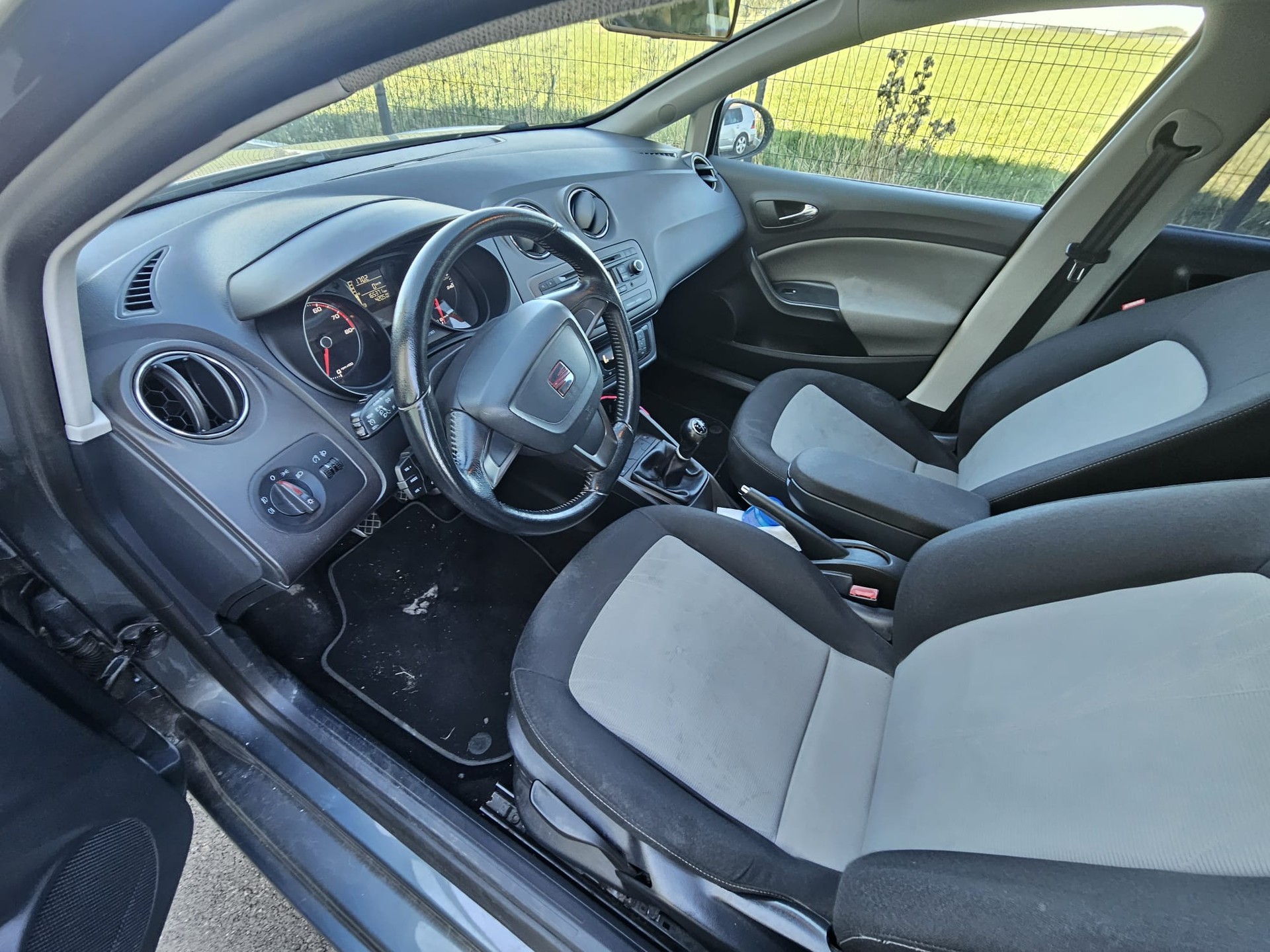 SEAT Ibiza SC 1.2 TSI Style-image-7