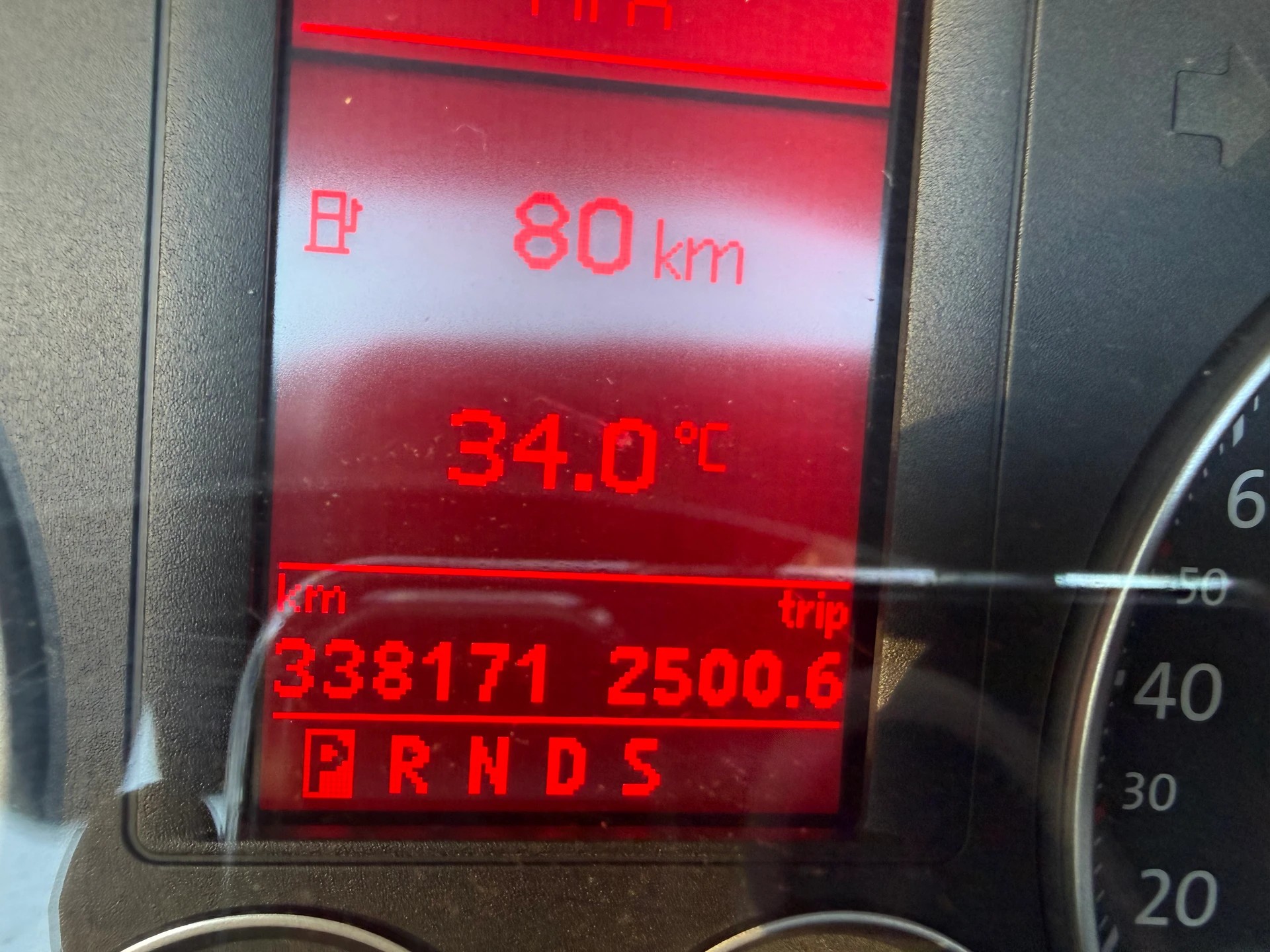 VW Eos 2.0 TDI DSG-image-15