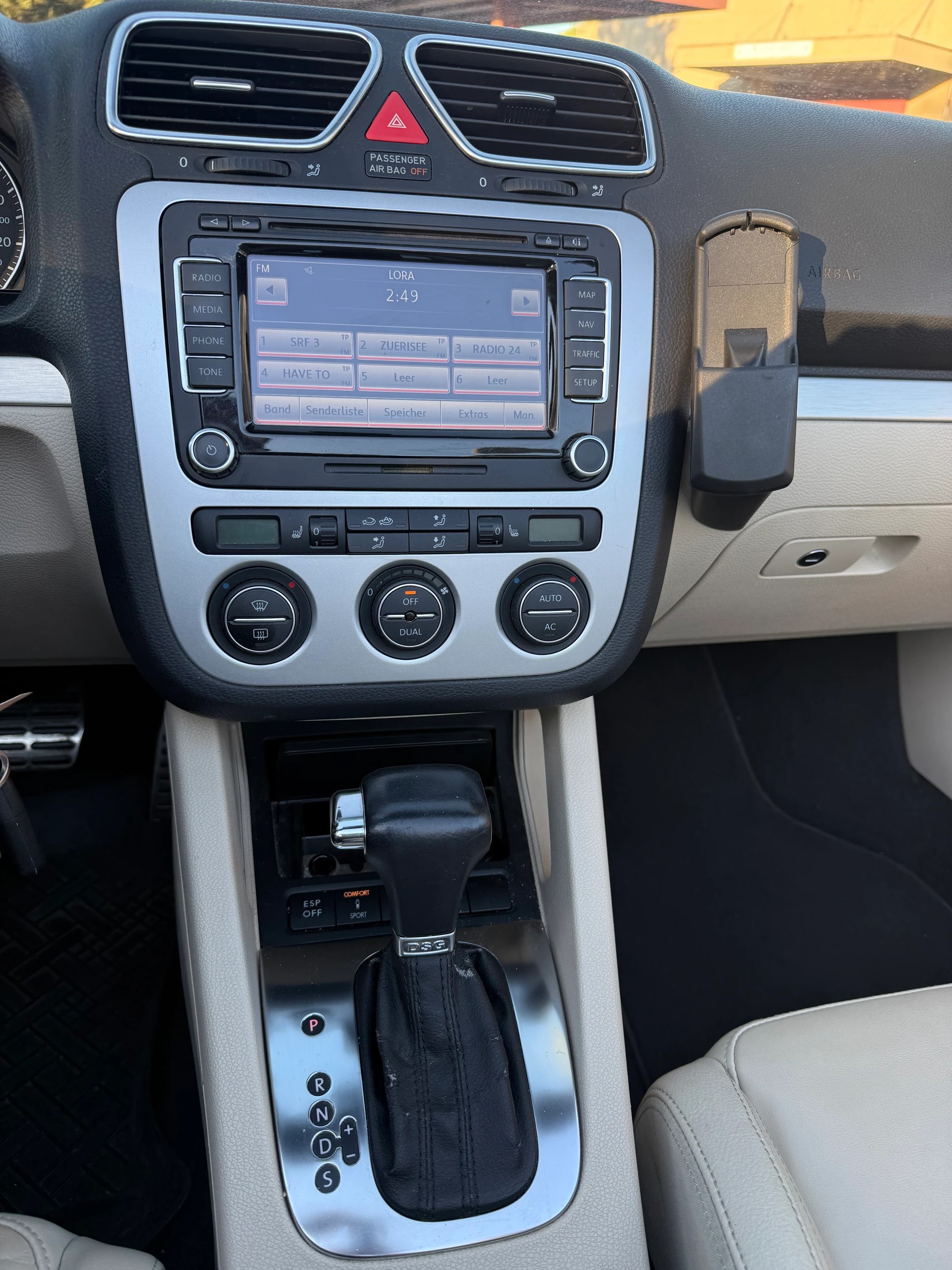 VW Eos 2.0 TDI DSG-image-10