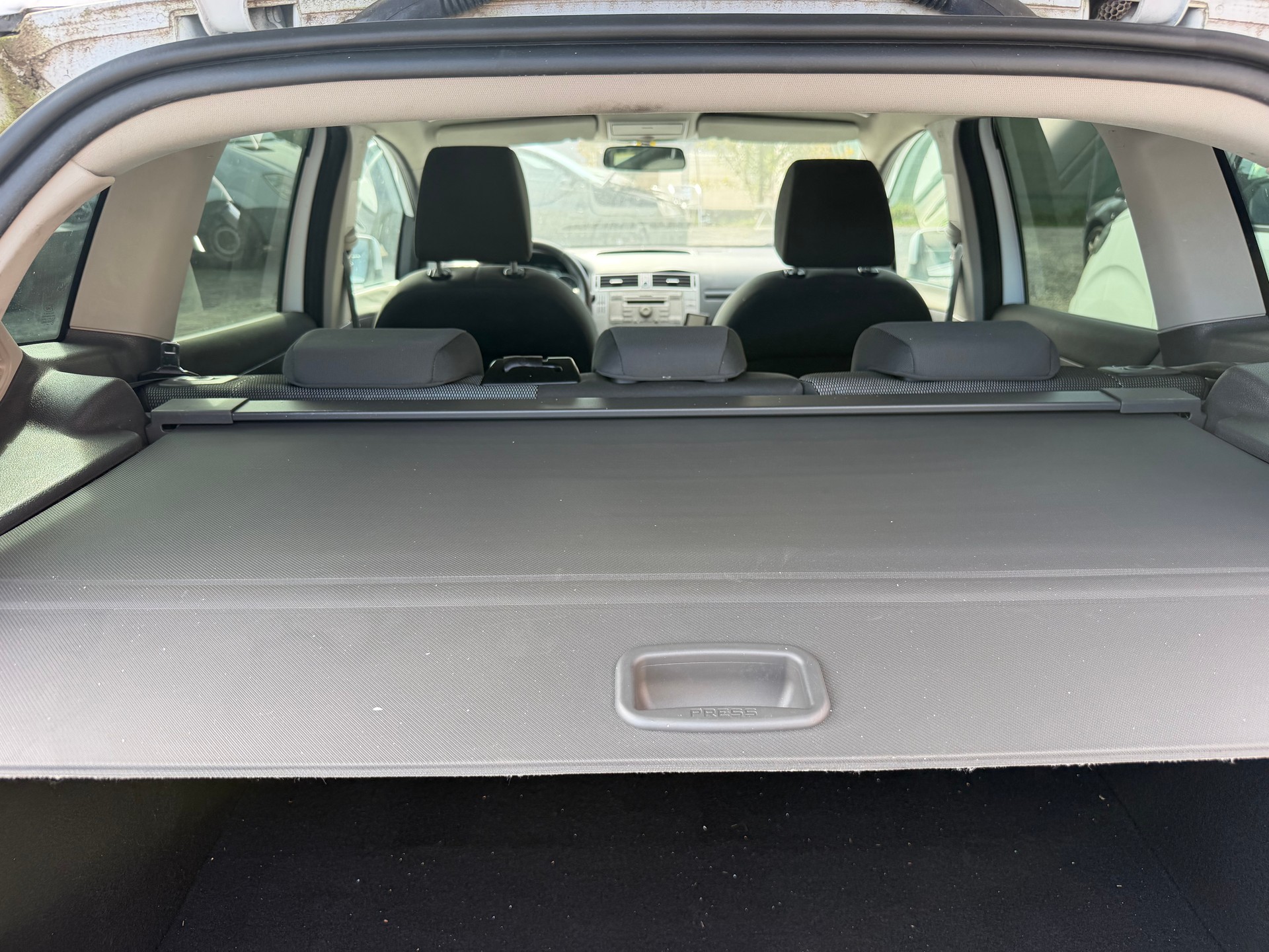 FORD Kuga 2.0 TDCi Carving 2WD-image-5