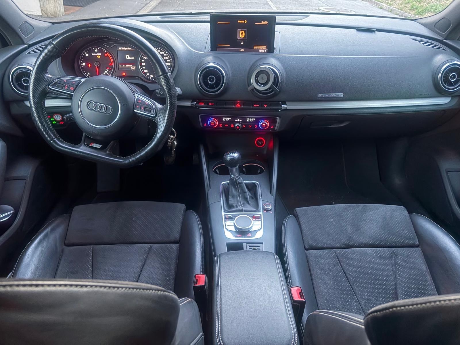 AUDI A3 2.0 TDI 150 Attraction quattro-image-4