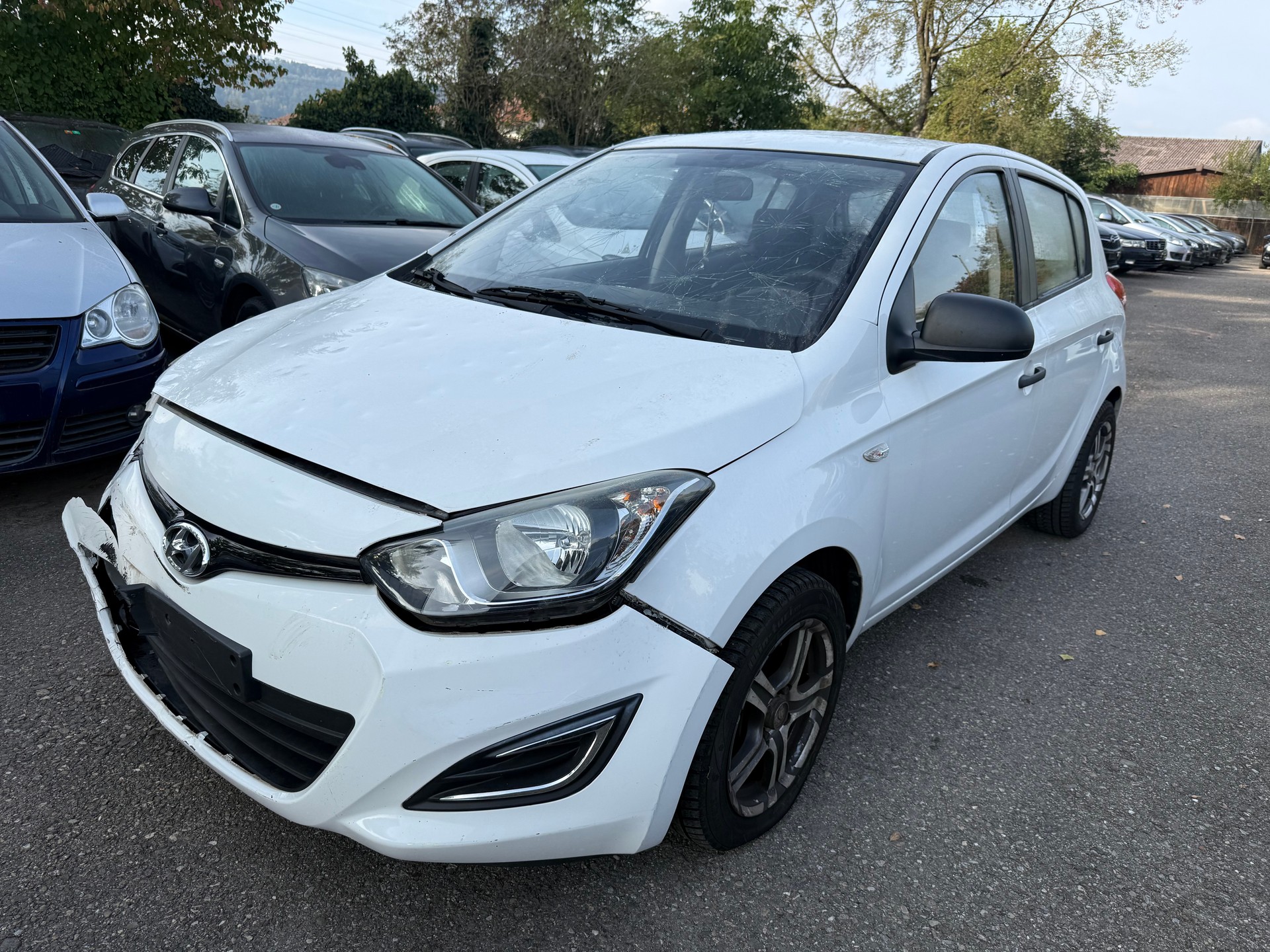 HYUNDAI i20 1.2 Pica-image-2
