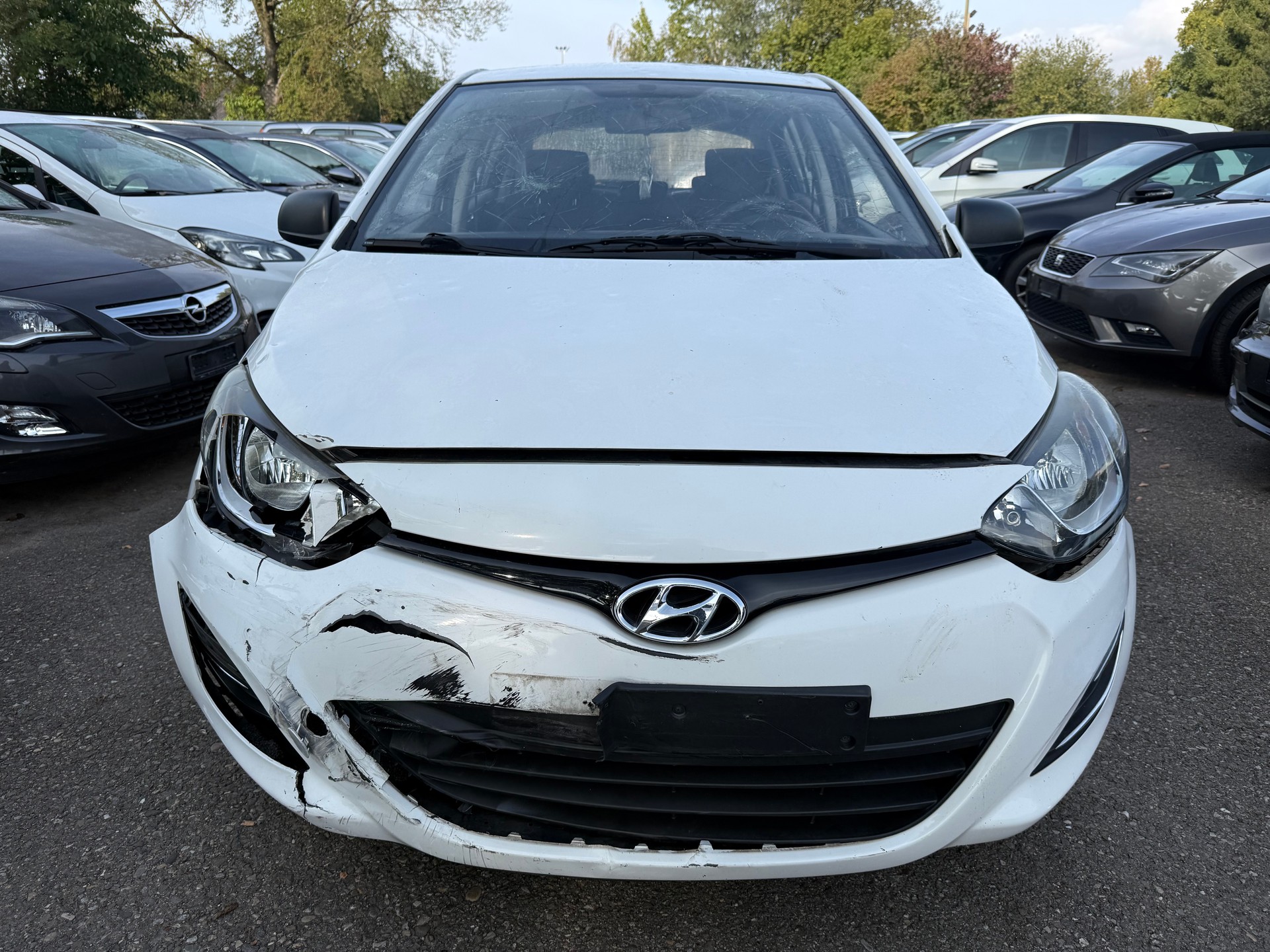 HYUNDAI i20 1.2 Pica-image-1