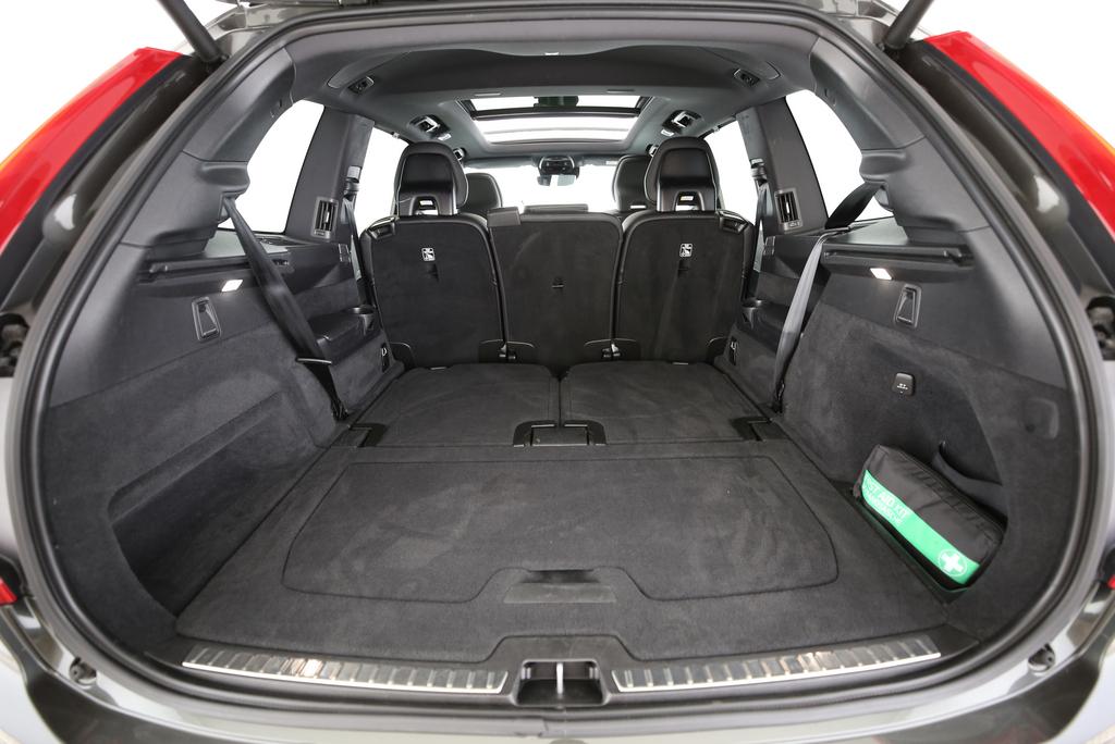 VOLVO XC90 2.0 T8 TE R-Design 7P. eAWD-image-10