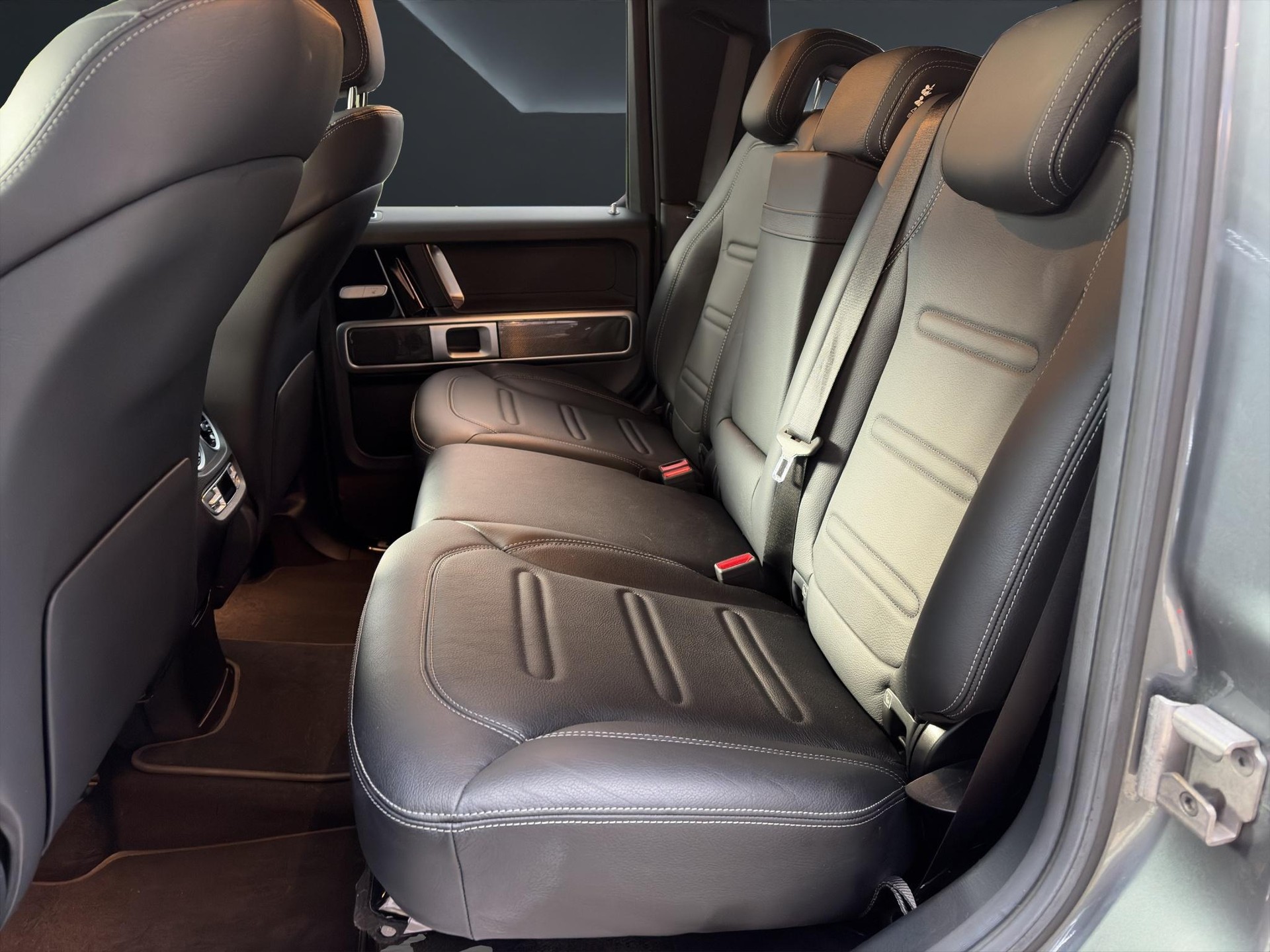 MERCEDES-BENZ G-Klasse W463 G 350 d AMG Line-image-9