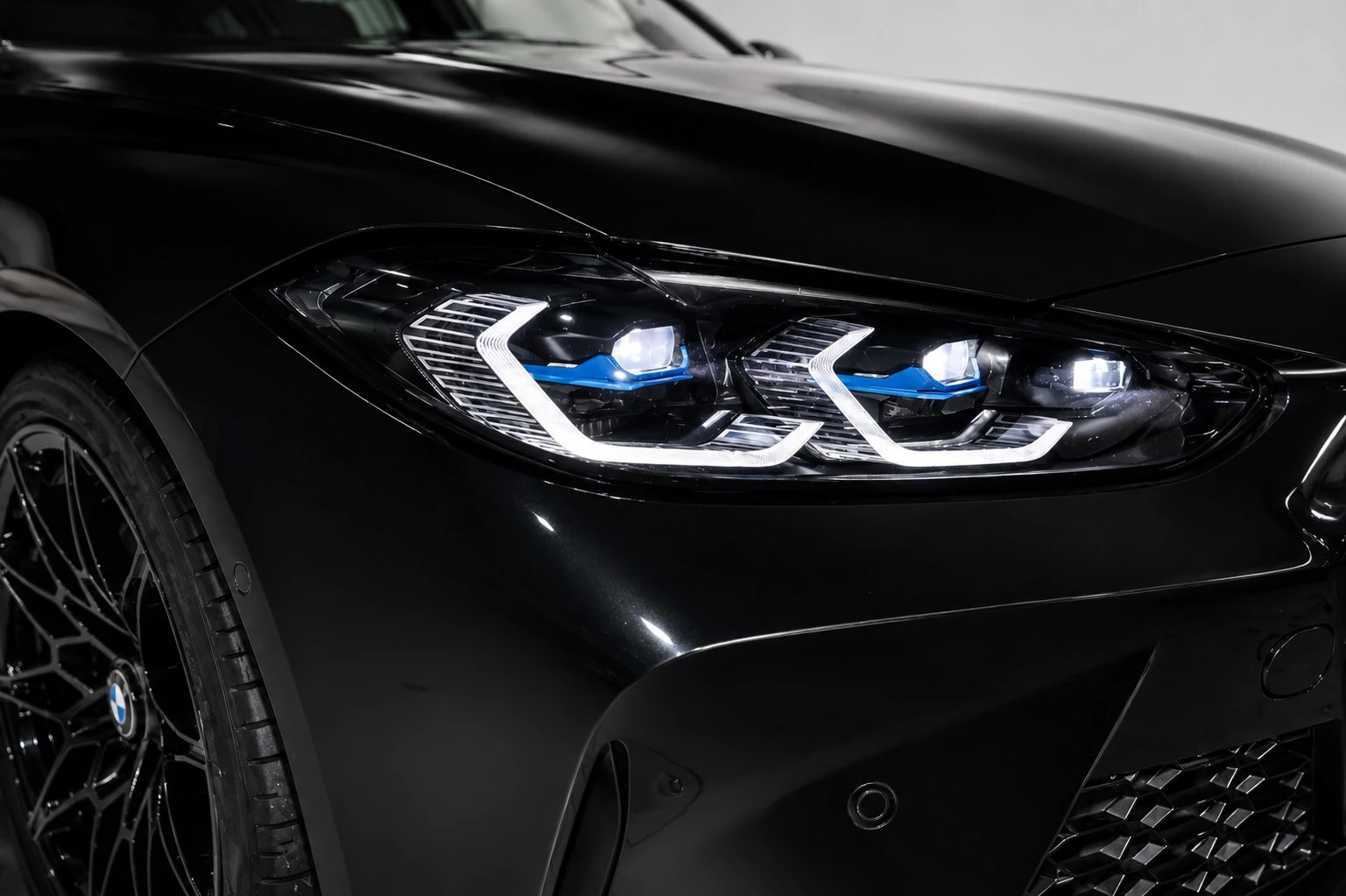 BMW M3 Competition xDrive Touring * CH FAHRZEUG *-image-19
