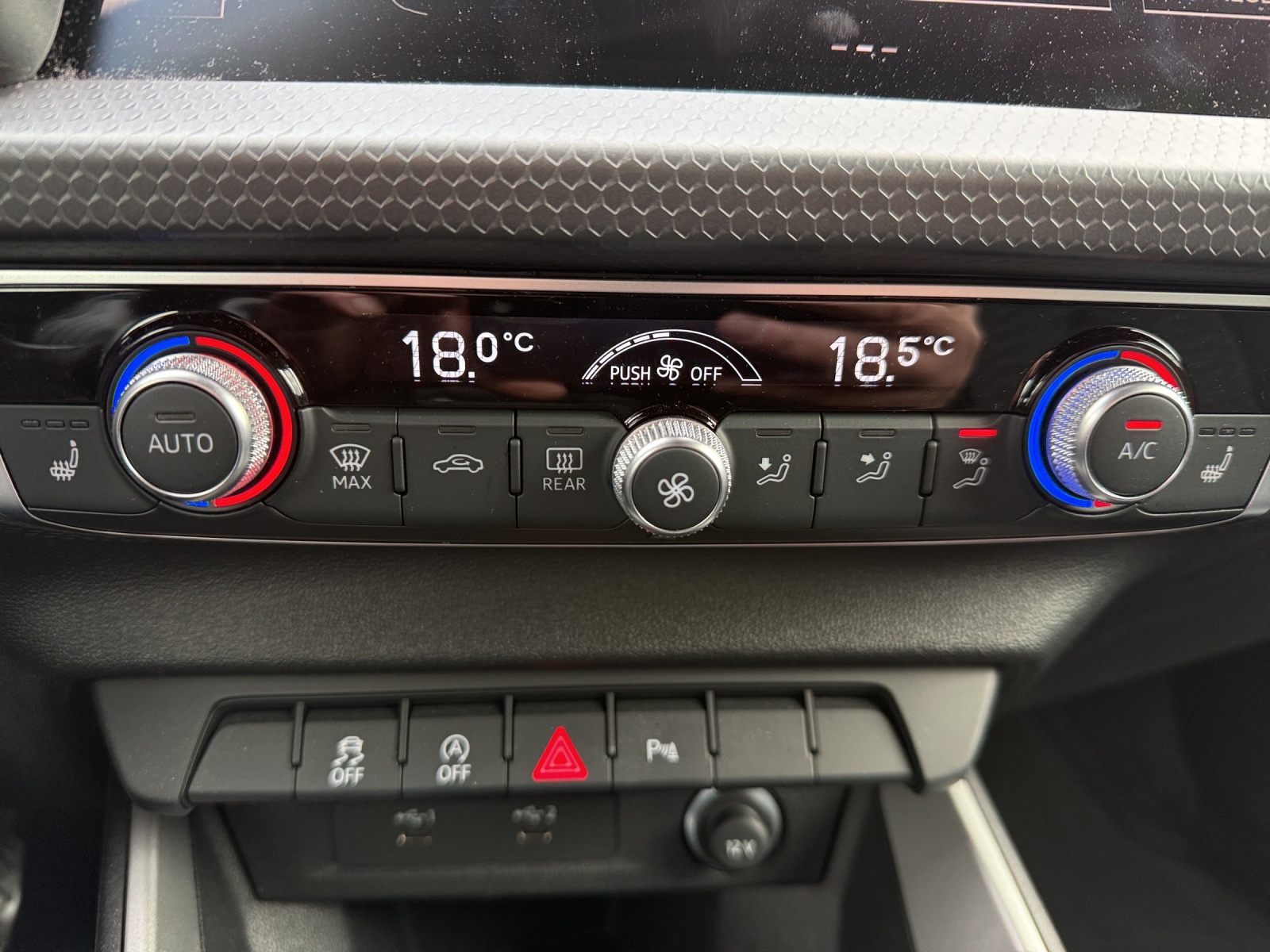 AUDI A1 Sportback 30 TFSI advanced Attraction S-tronic-image-15