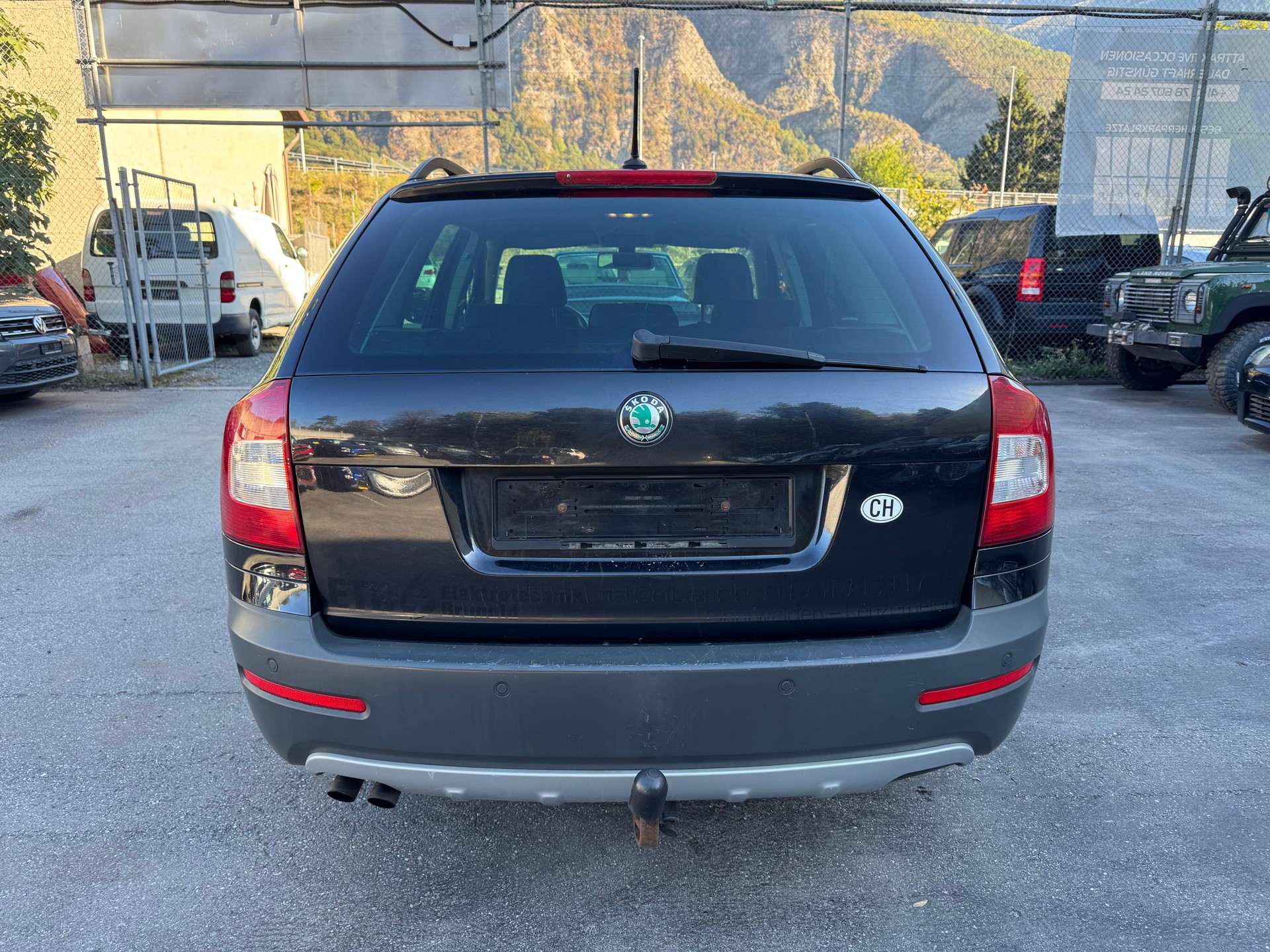 SKODA Octavia Combi 2.0 TDI Scout 4x4 DSG-image-4