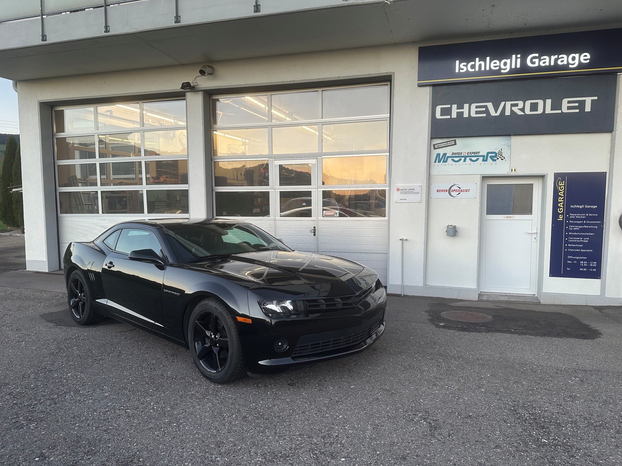 Car photo