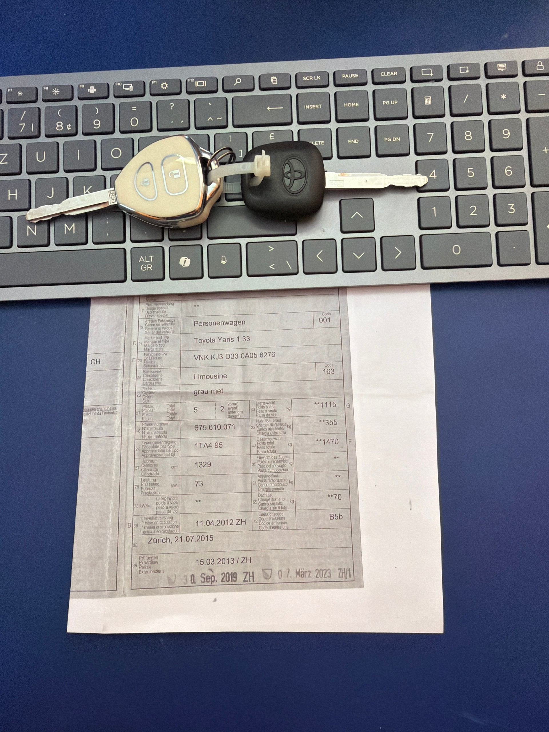 TOYOTA Yaris 1.33 Luna-image-10