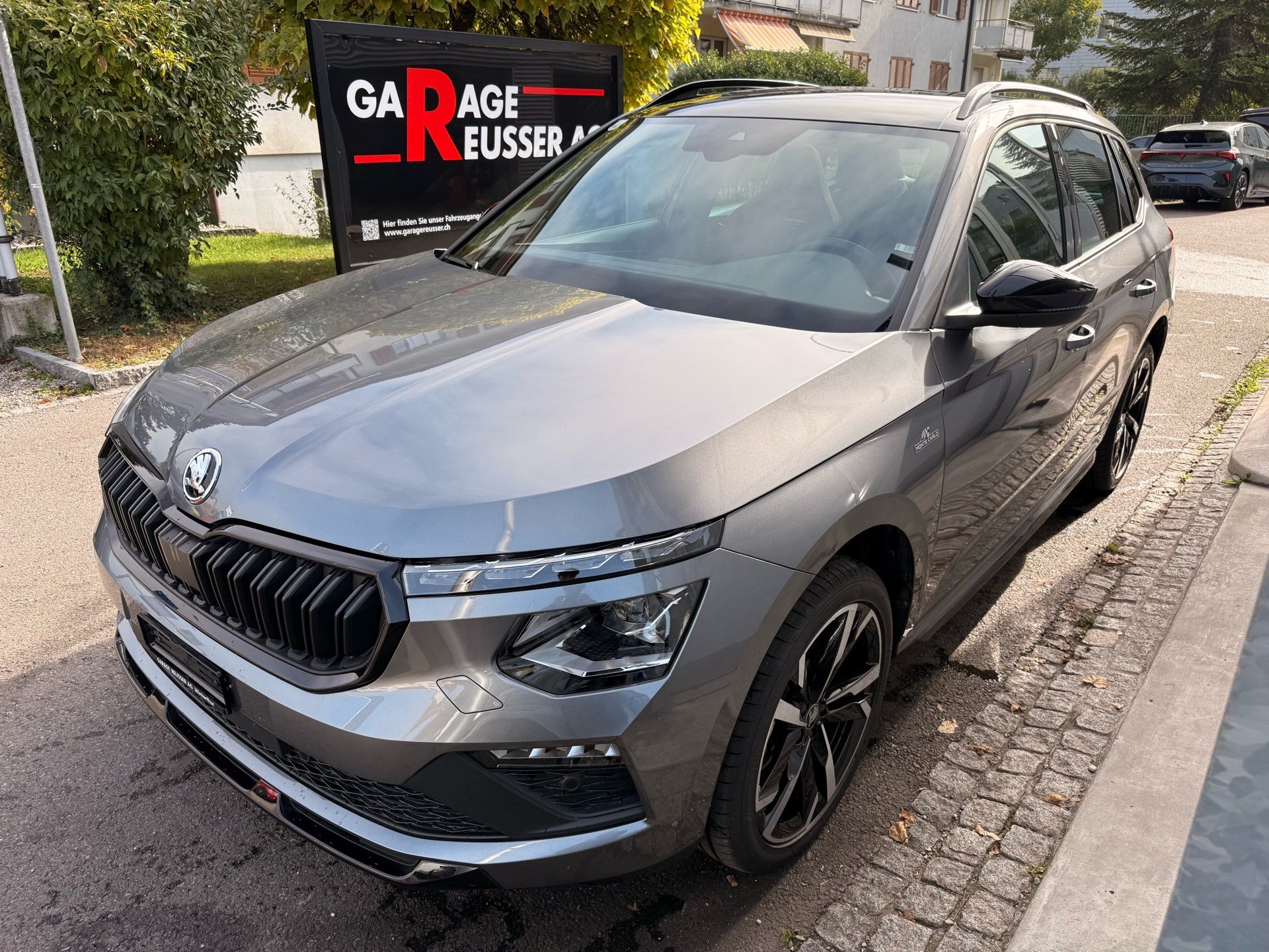 Car photo