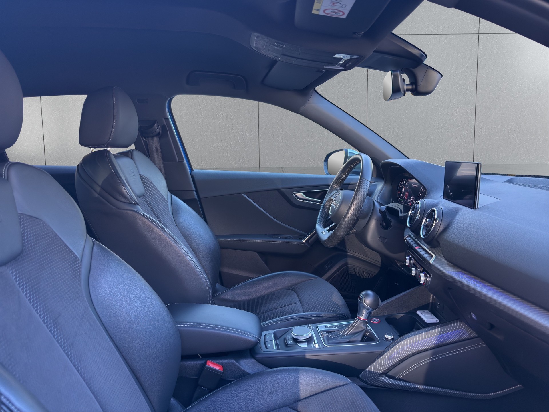 AUDI SQ2 TFSI quattro S-tronic-image-9