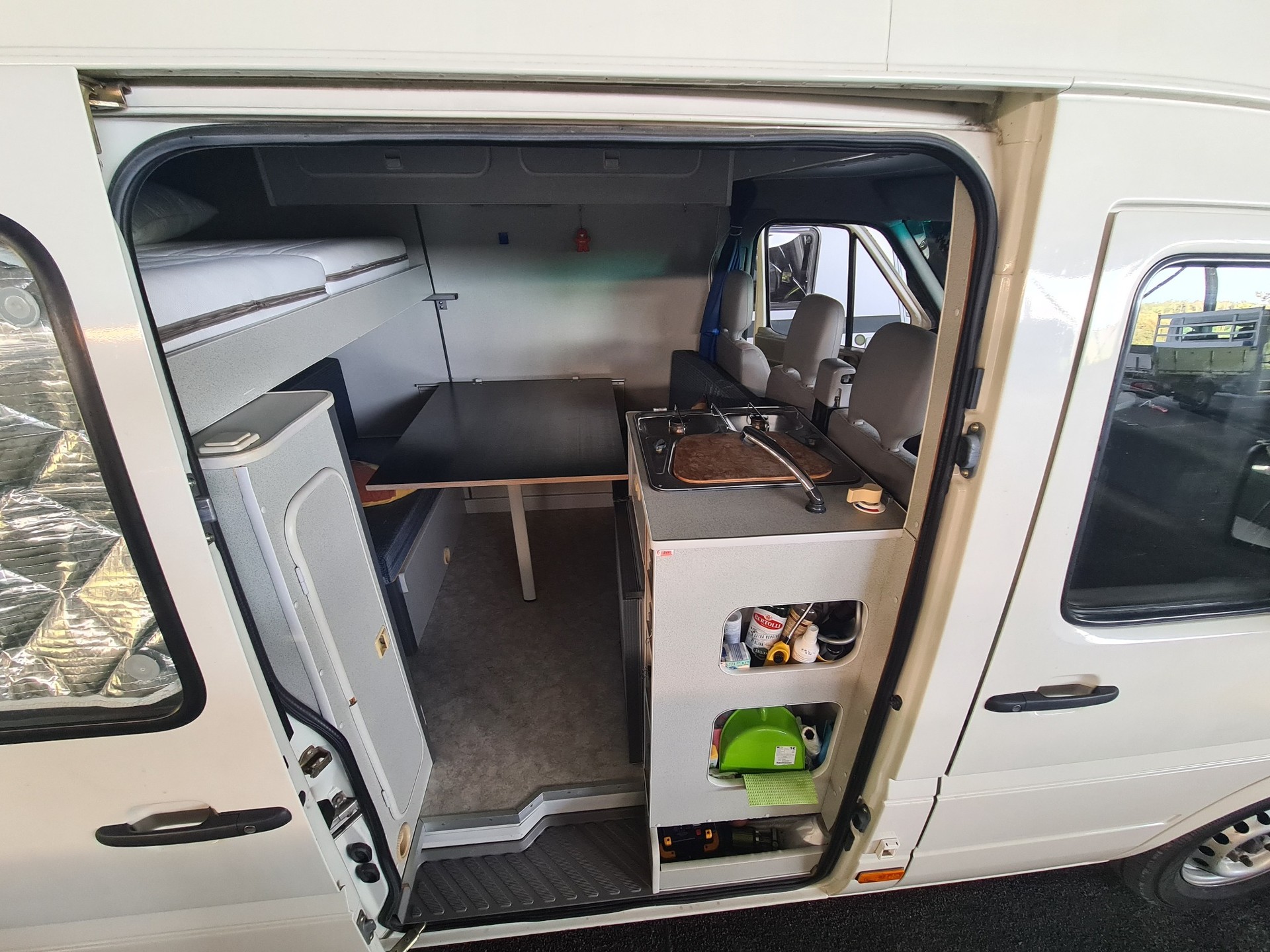 VW LT 35 2.8 TDI Camper mit Motorradgarage-image-8
