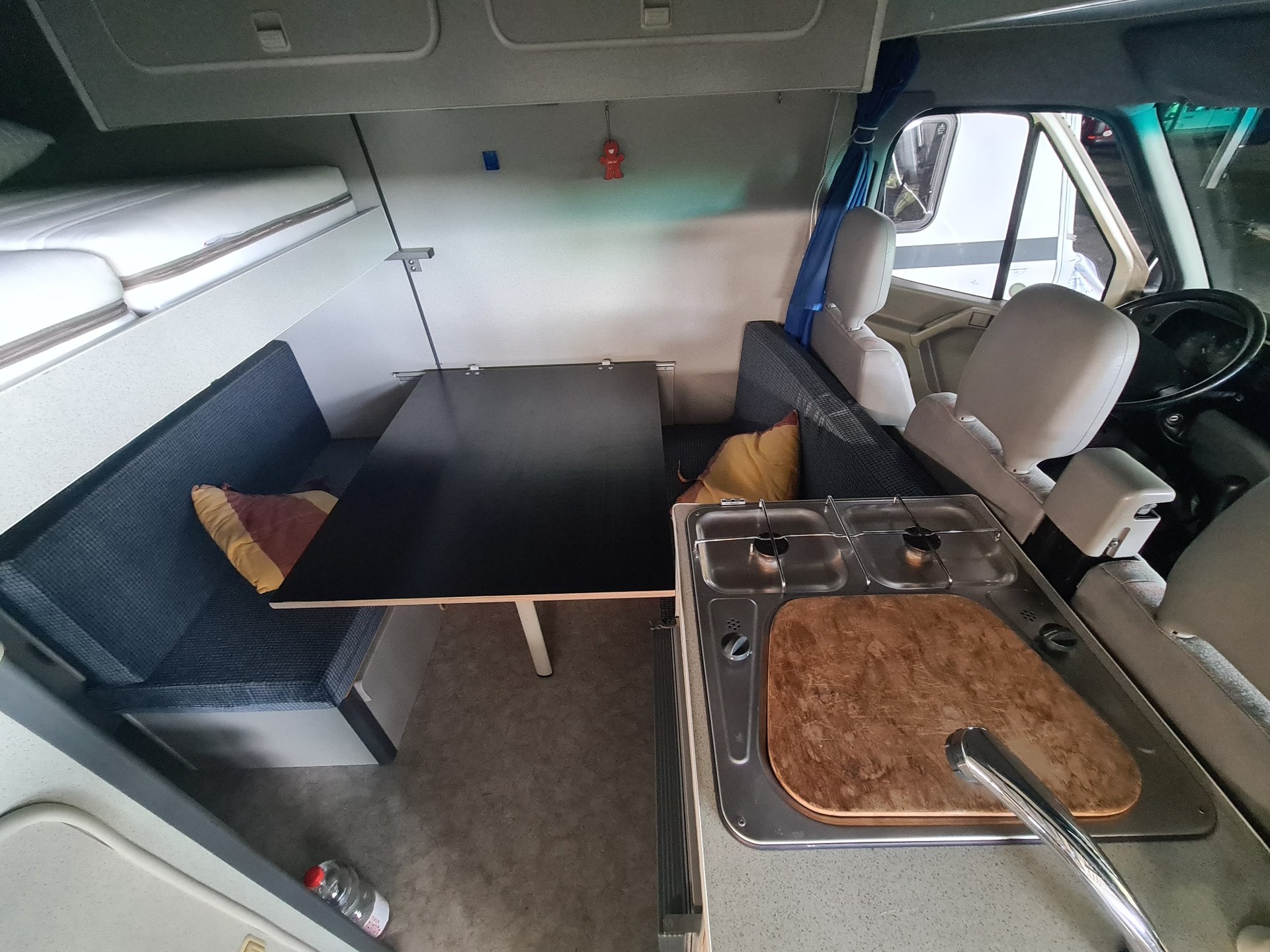 VW LT 35 2.8 TDI Camper mit Motorradgarage-image-7
