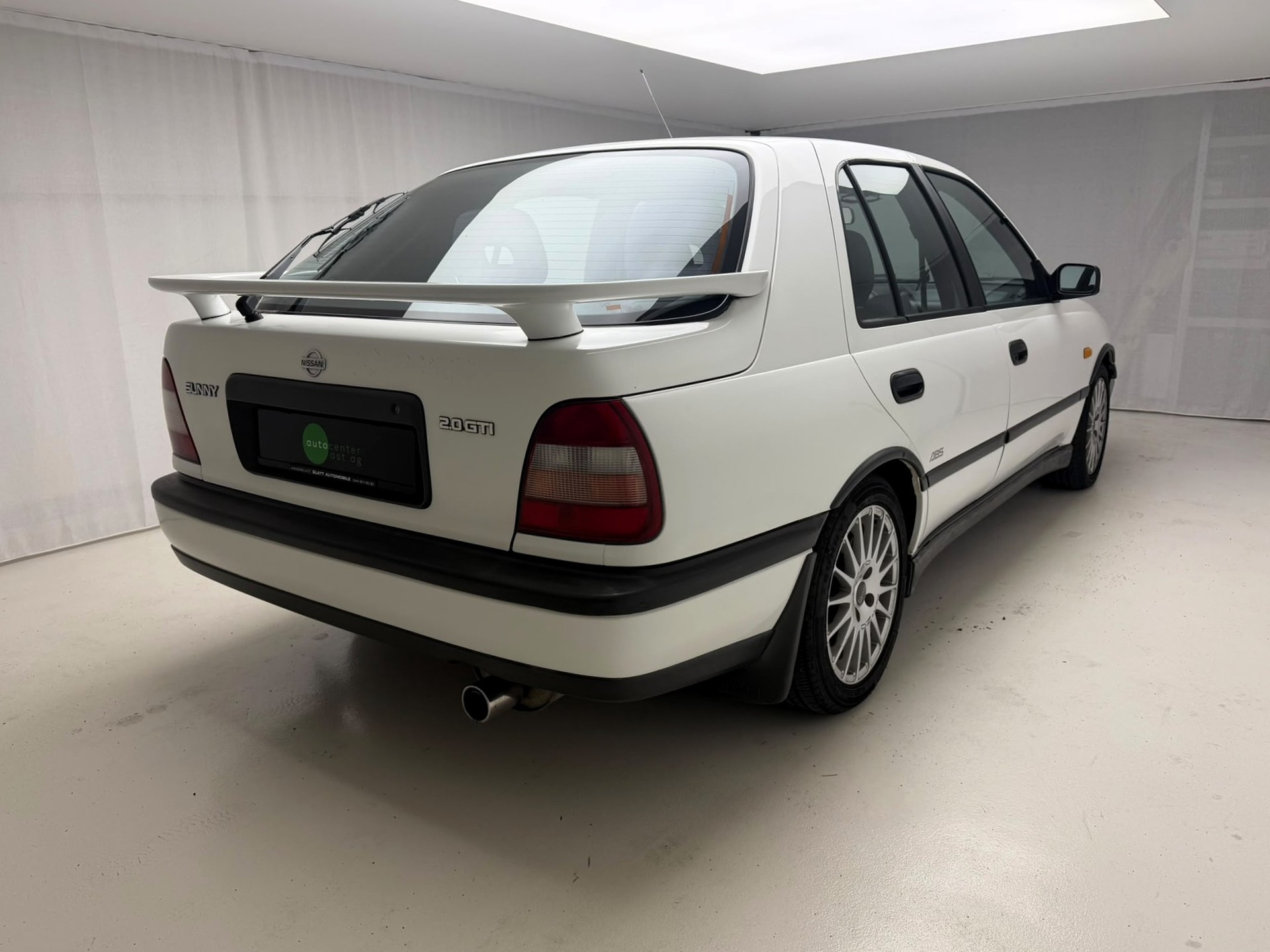 NISSAN Sunny 2.0 GTI-showroom-element-3