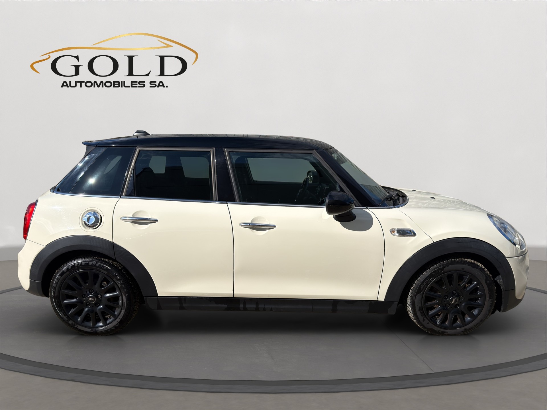 MINI Cooper S-image-11