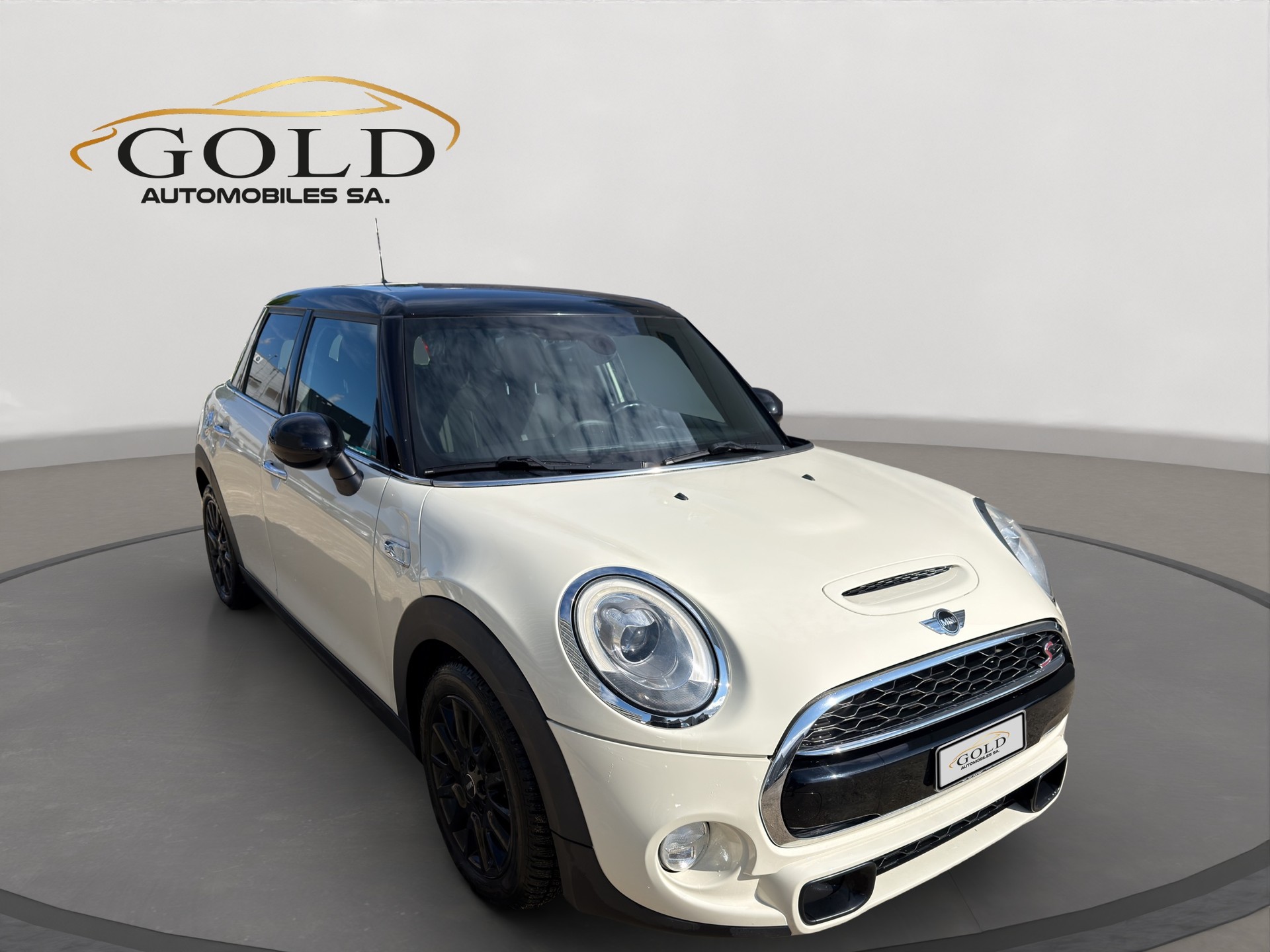 MINI Cooper S-image-8