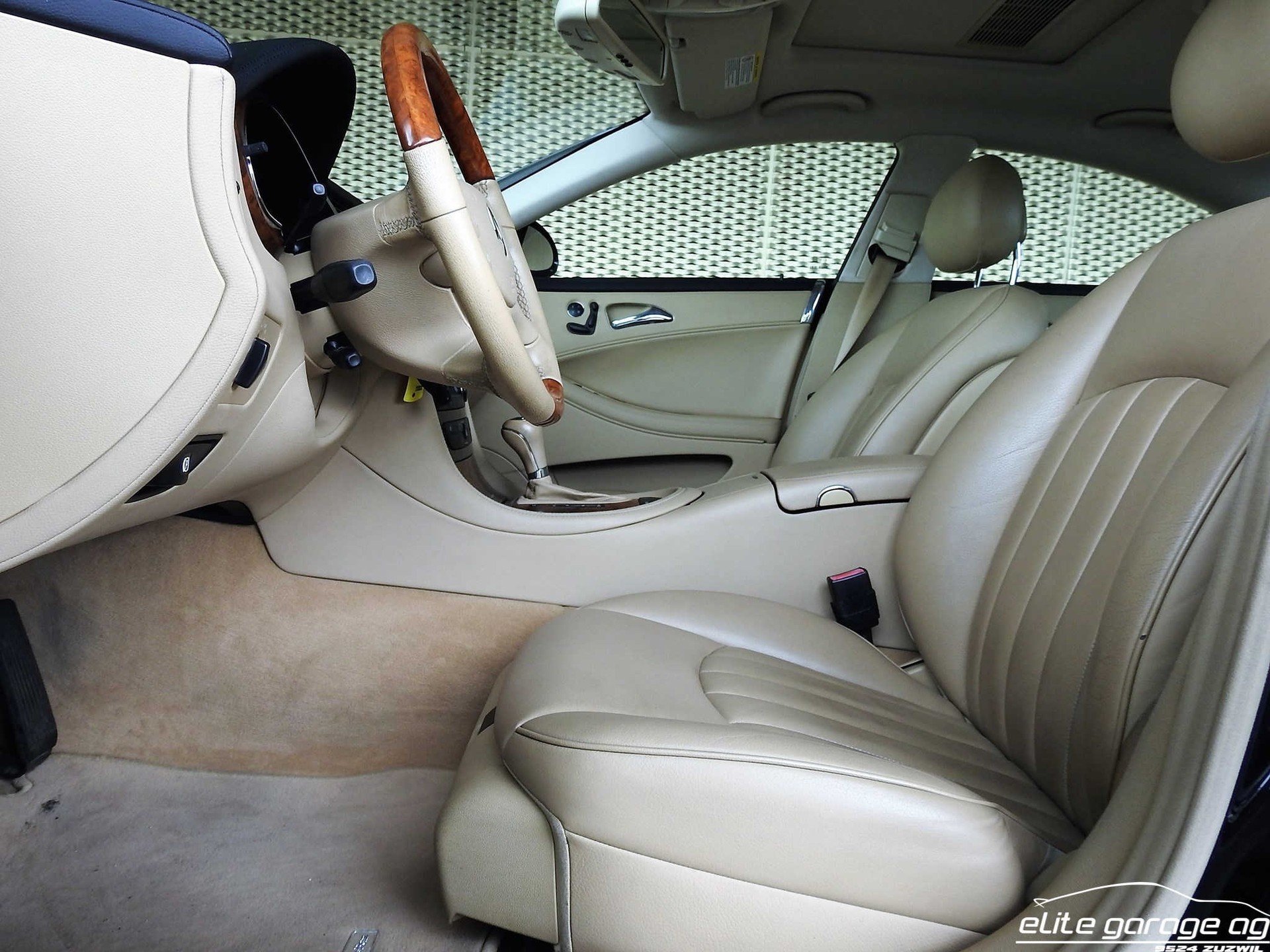 MERCEDES-BENZ CLS 500-image-8