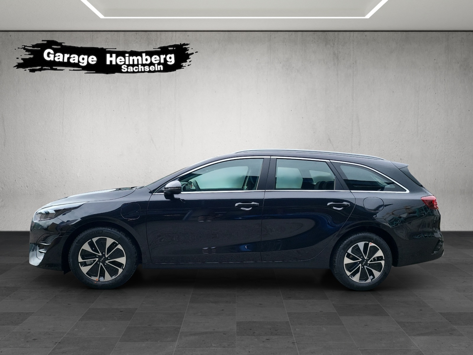 KIA Ceed SW 1.6 GDi Plug-in Hybrid Power-image-1