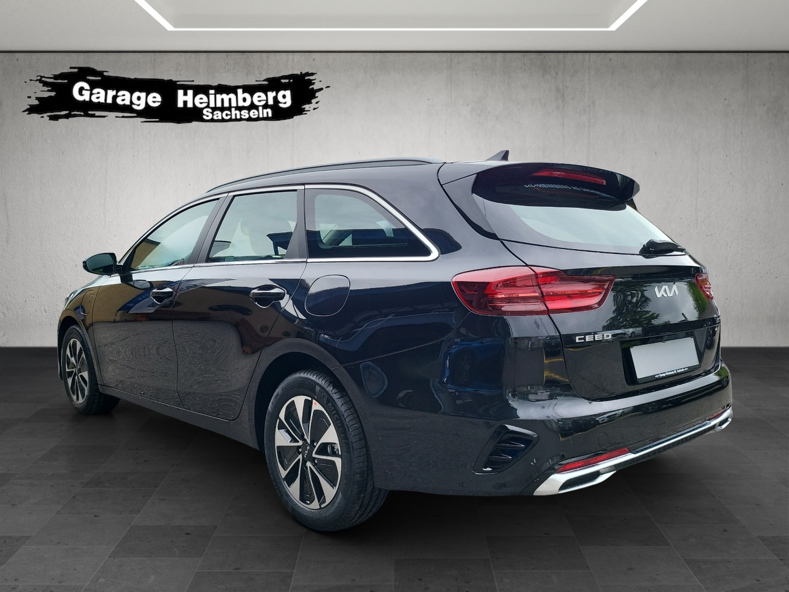 KIA Ceed SW 1.6 GDi Plug-in Hybrid Power-image-2