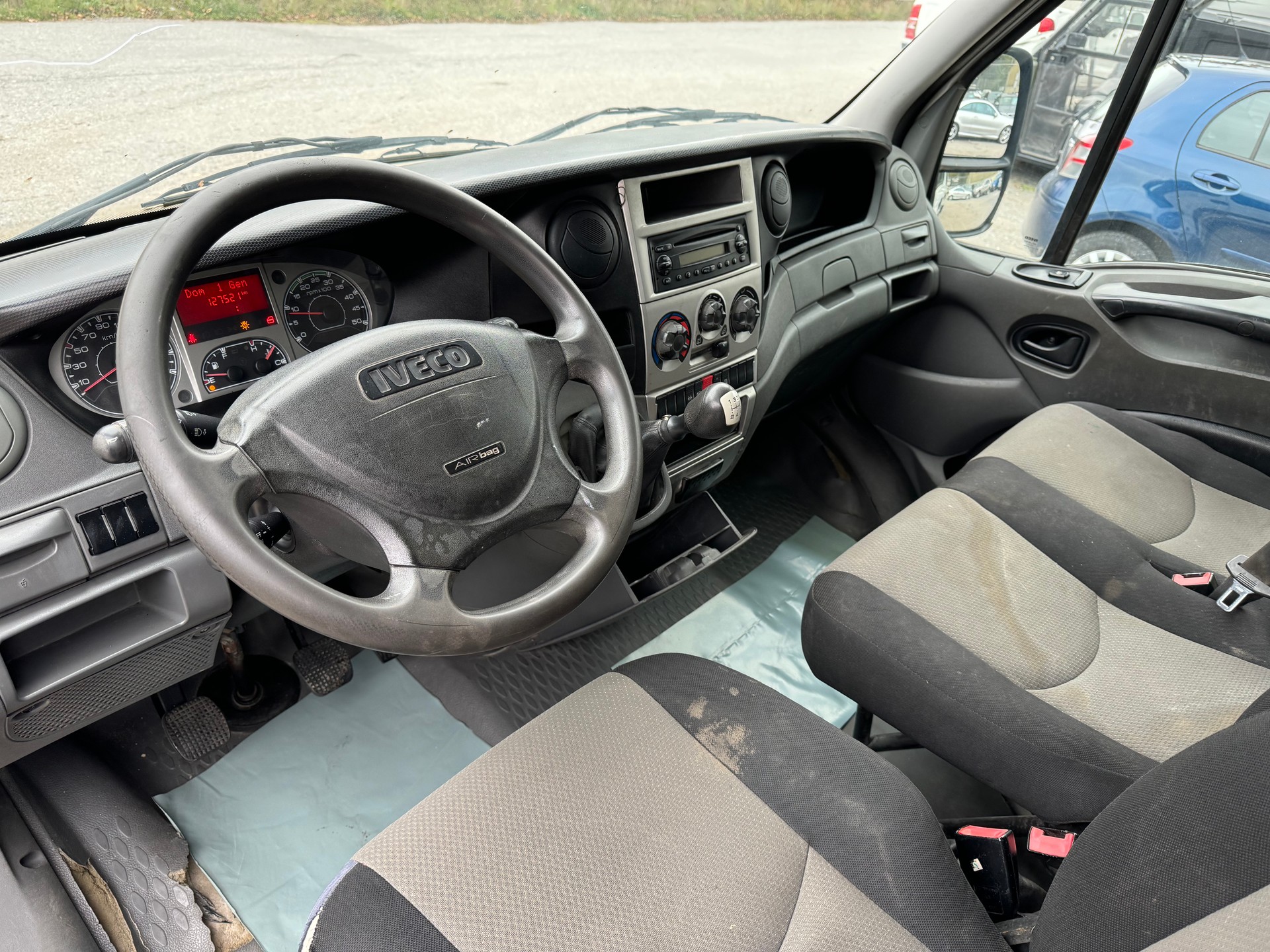IVECO 29 L 10 D-image-9