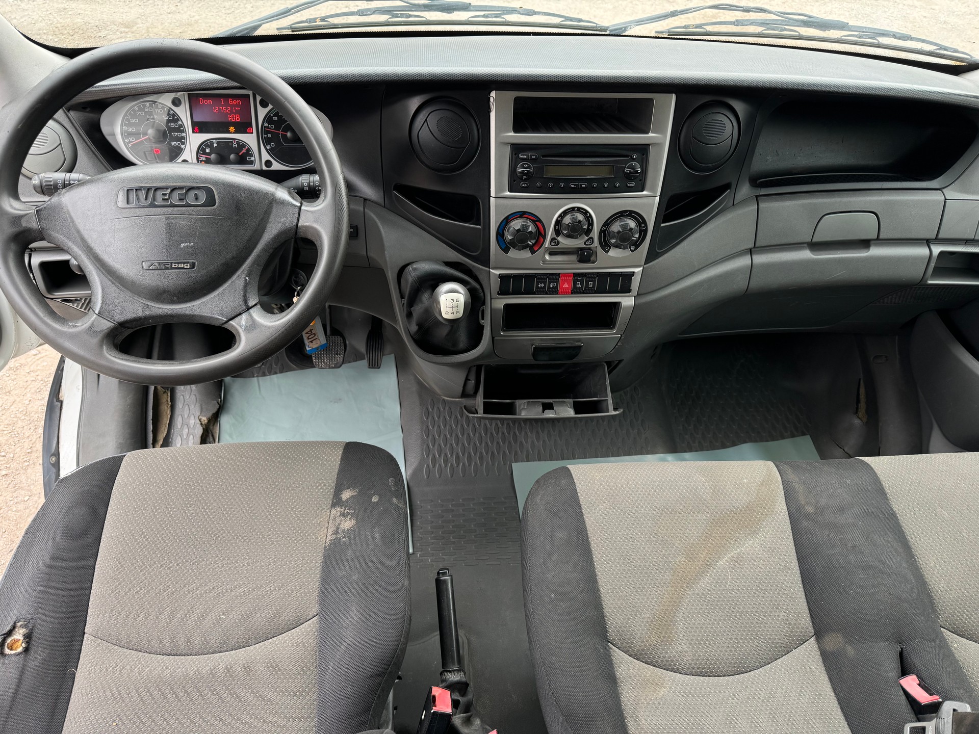IVECO 29 L 10 D-image-11