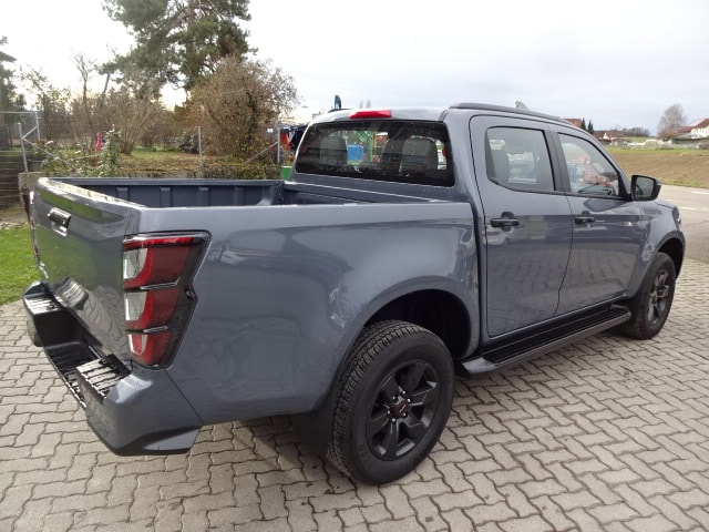 ISUZU D-MAX 1.9 CrewCab N60 4x4 AT Nitro Sport-image-4