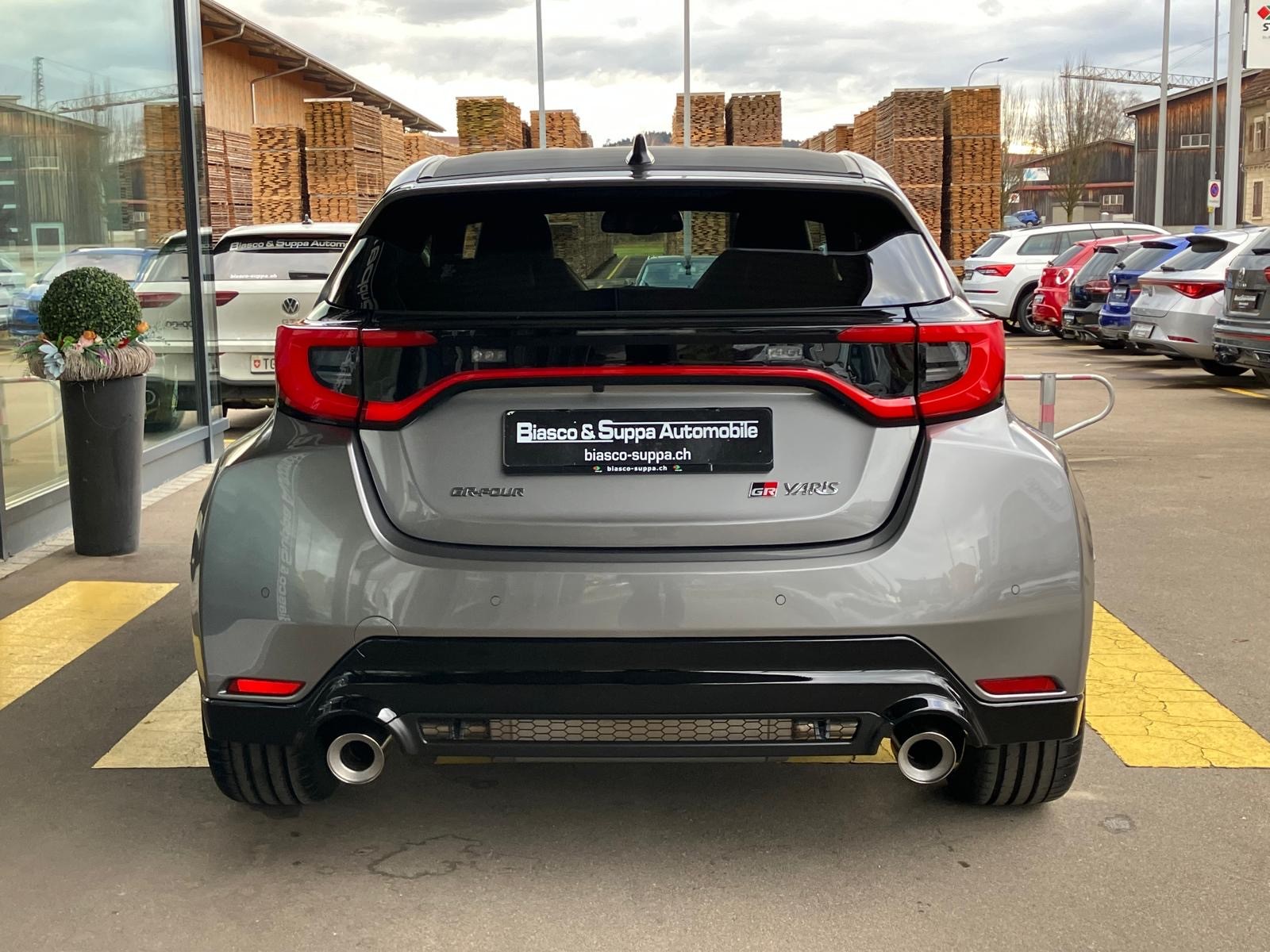 TOYOTA Yaris 1.6 GR Sport-image-5