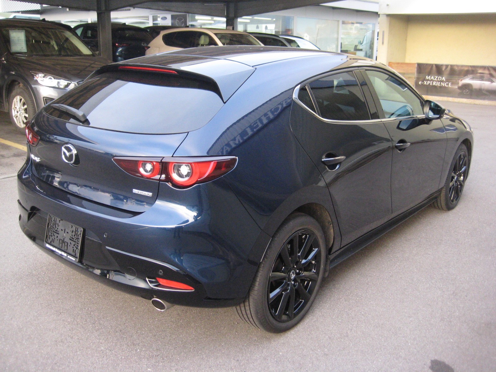 MAZDA 3 Hatchback SKYACTIV-G M Hybrid 150 Homura Automat-image-3