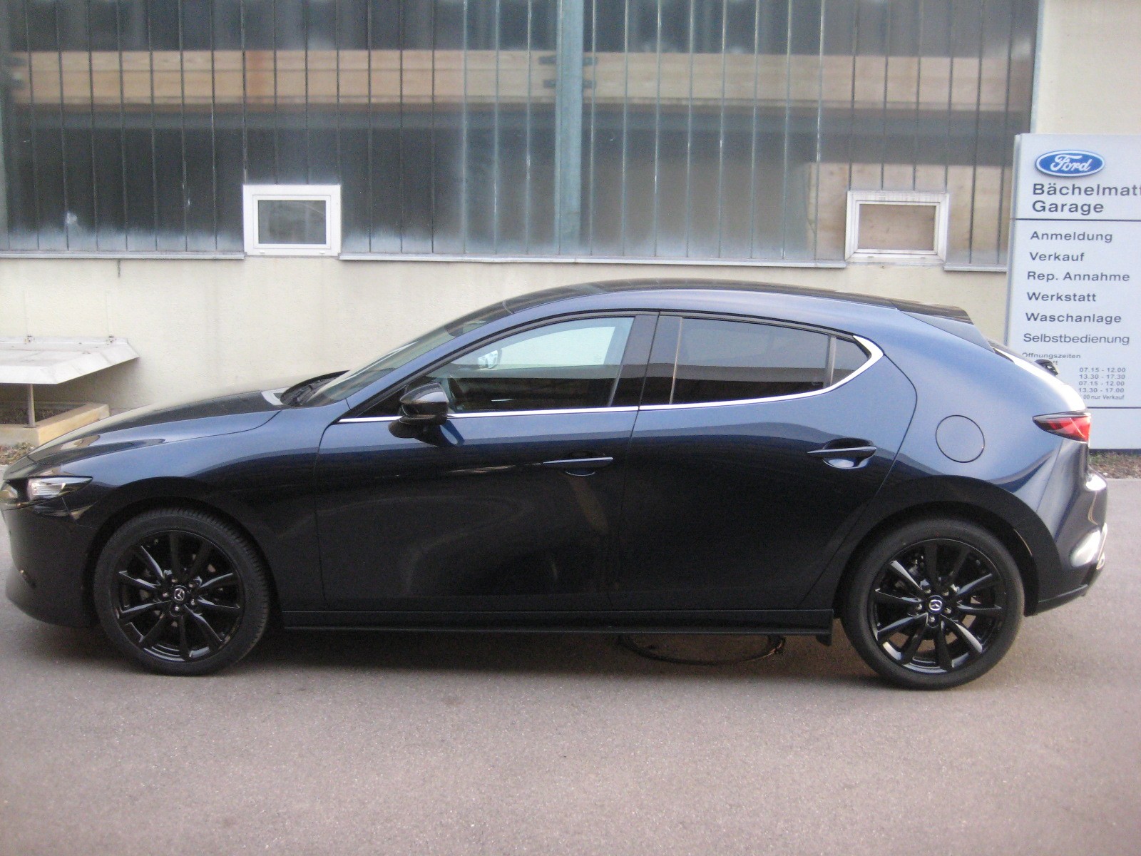 MAZDA 3 Hatchback SKYACTIV-G M Hybrid 150 Homura Automat-image-1