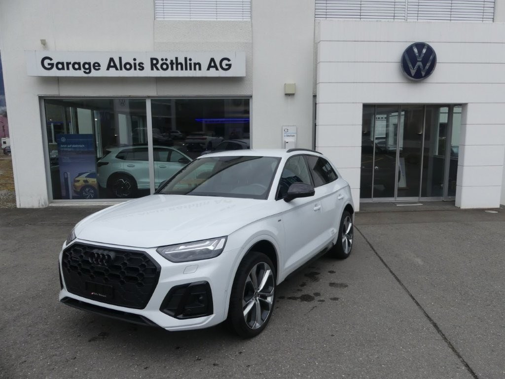 AUDI Q5 40 TDI S-line quattro S-tronic-image-0
