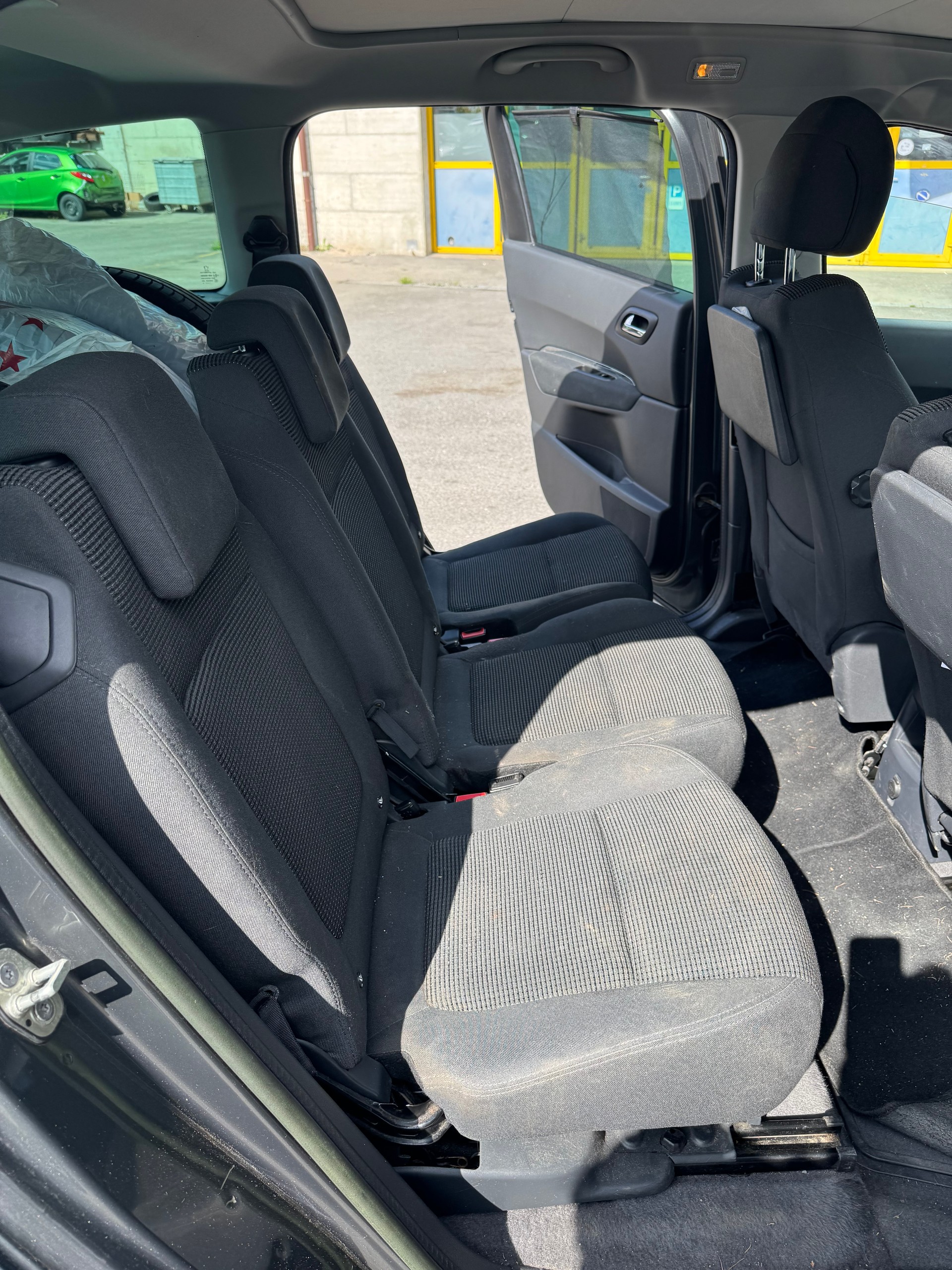 PEUGEOT 5008 1.6 16V T Active-image-7