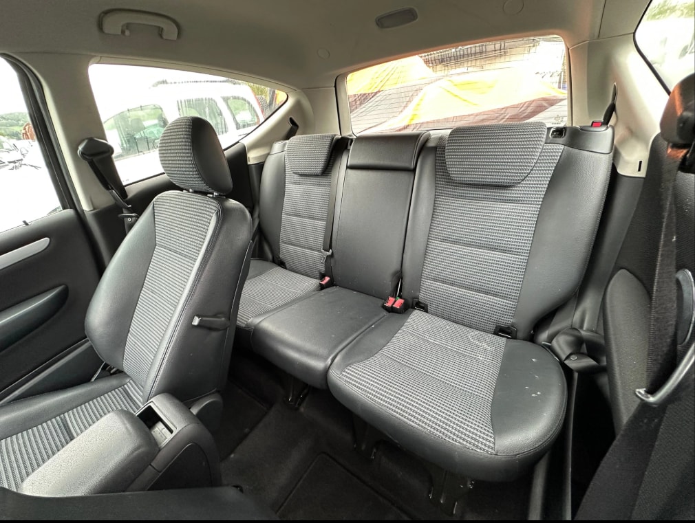 MERCEDES-BENZ A 170 Avantgarde-image-7