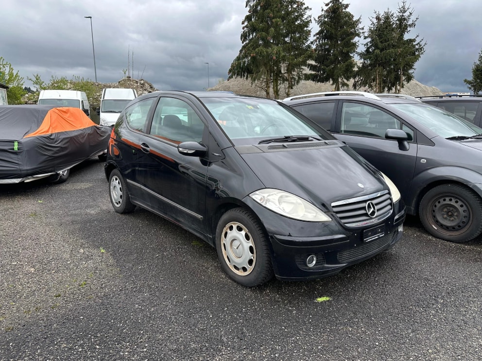 MERCEDES-BENZ A 170 Avantgarde-image-1