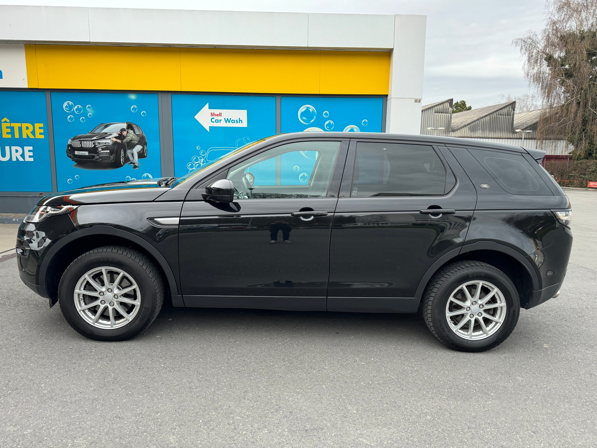 LAND ROVER Discovery Sport 2.0 TD4 Pure AT9-image-3