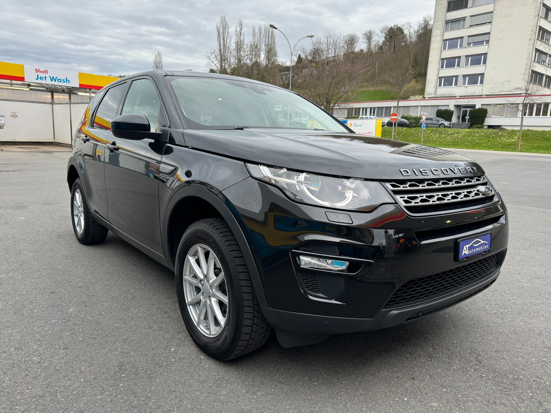 LAND ROVER Discovery Sport 2.0 TD4 Pure AT9-image-2