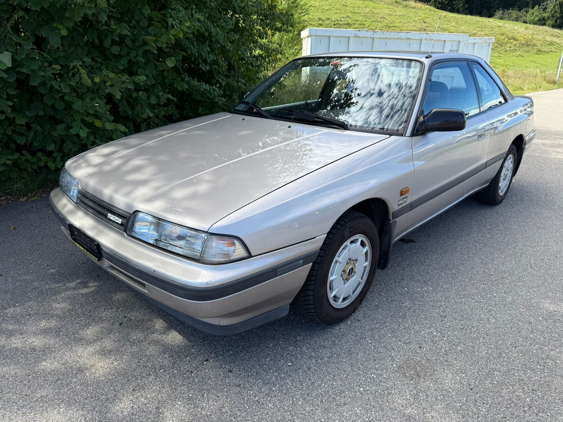 MAZDA 626 2.2i GLX-image-1