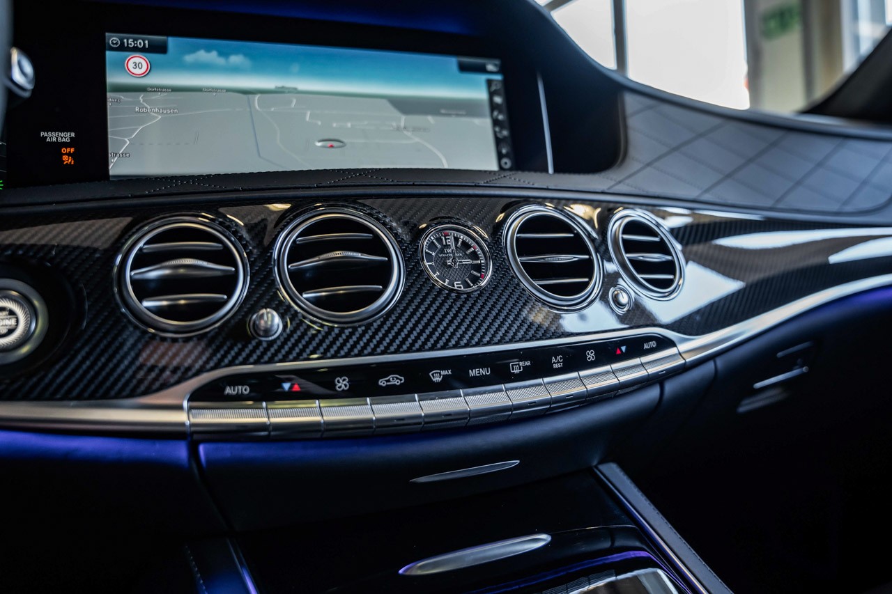 MERCEDES-BENZ S 63 AMG L 4Matic+ 9G-Tronic-image-21